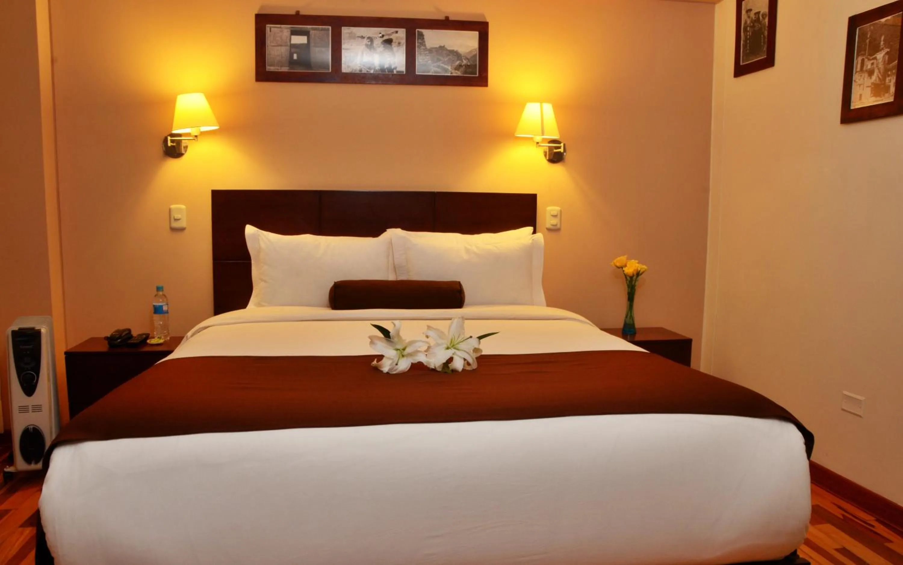 Bed in Kapac Inn Hotel