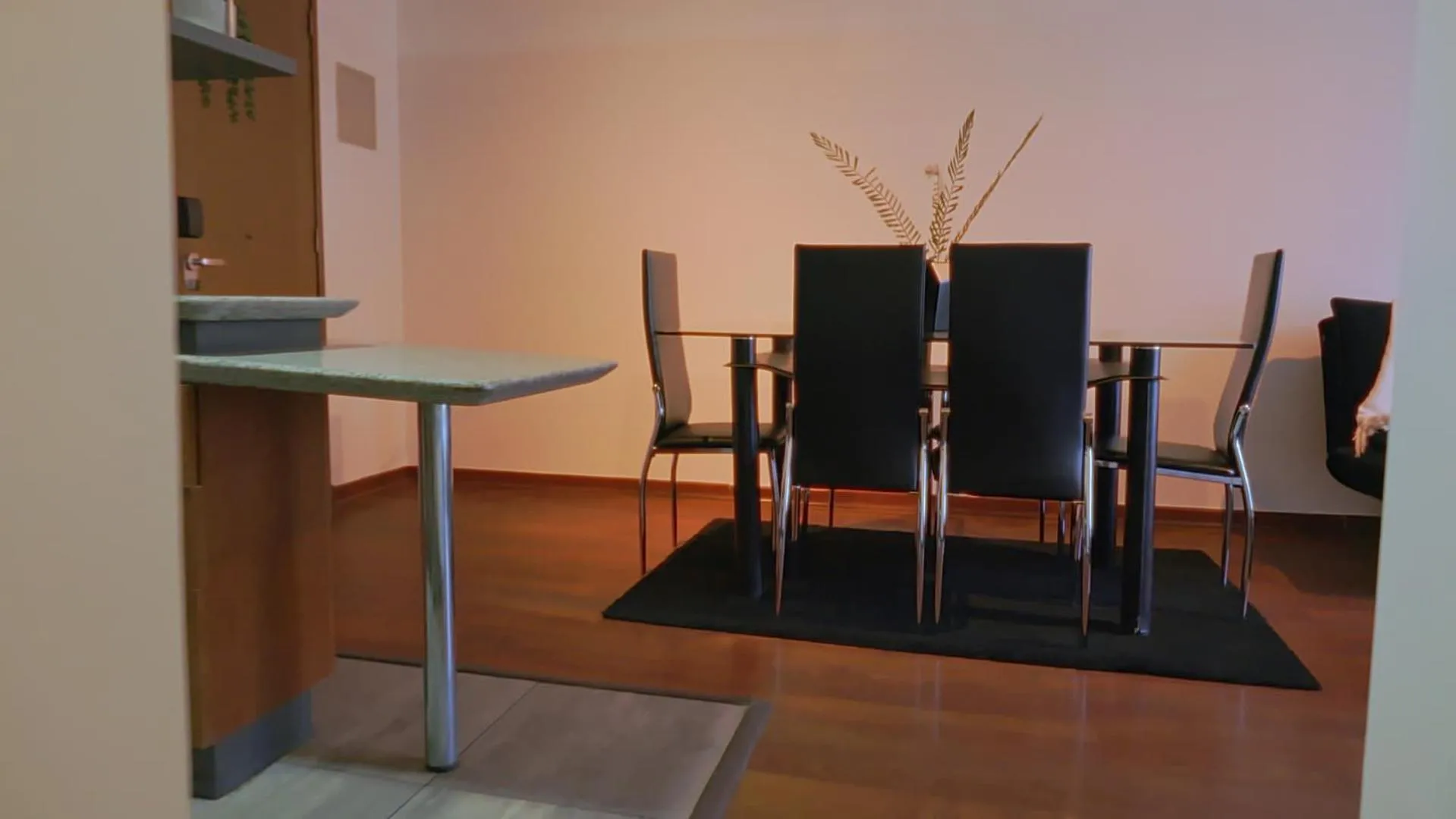Dining area in Norus Providencia