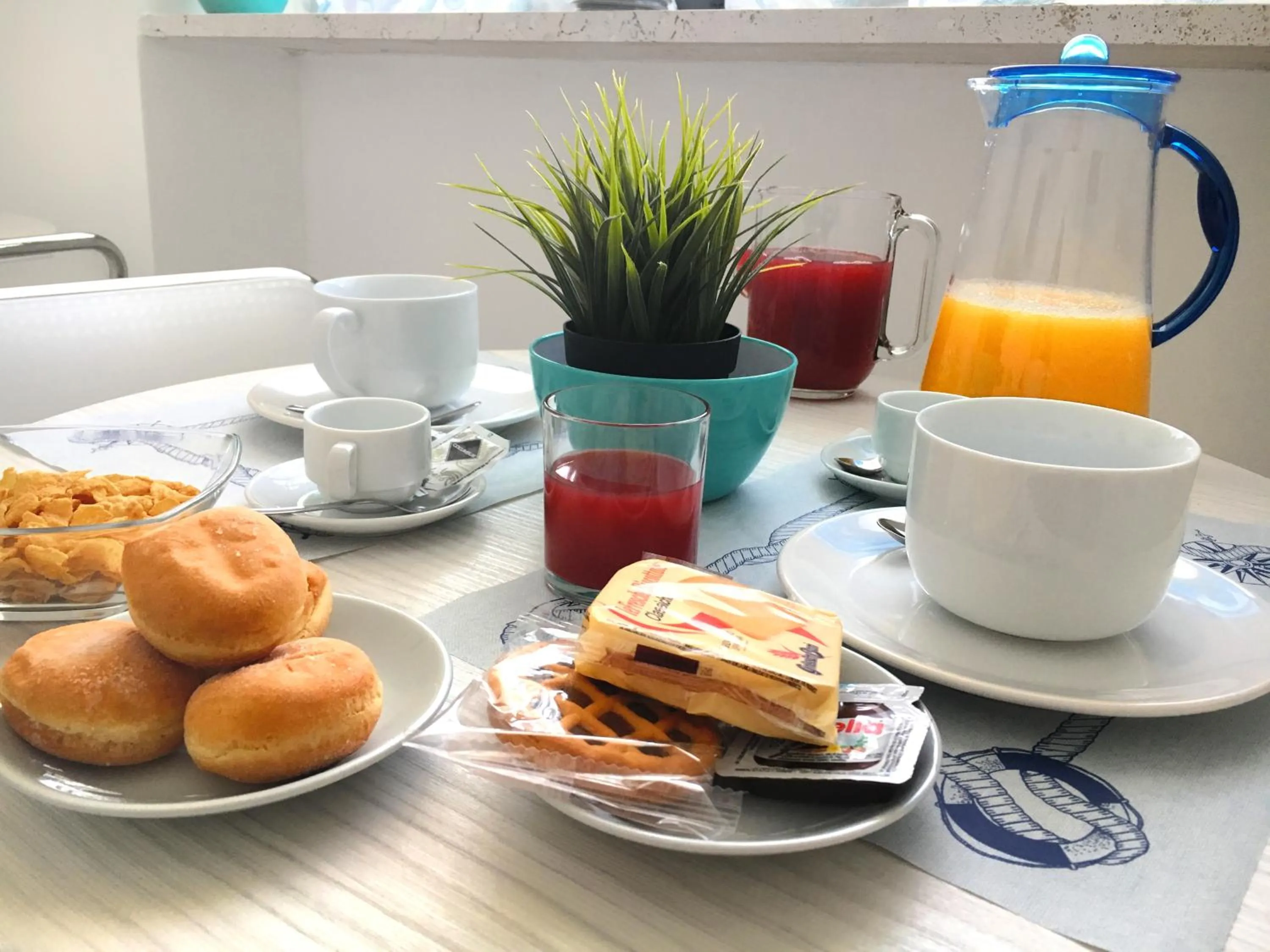 Food and drinks in B&B Costa Azzurra