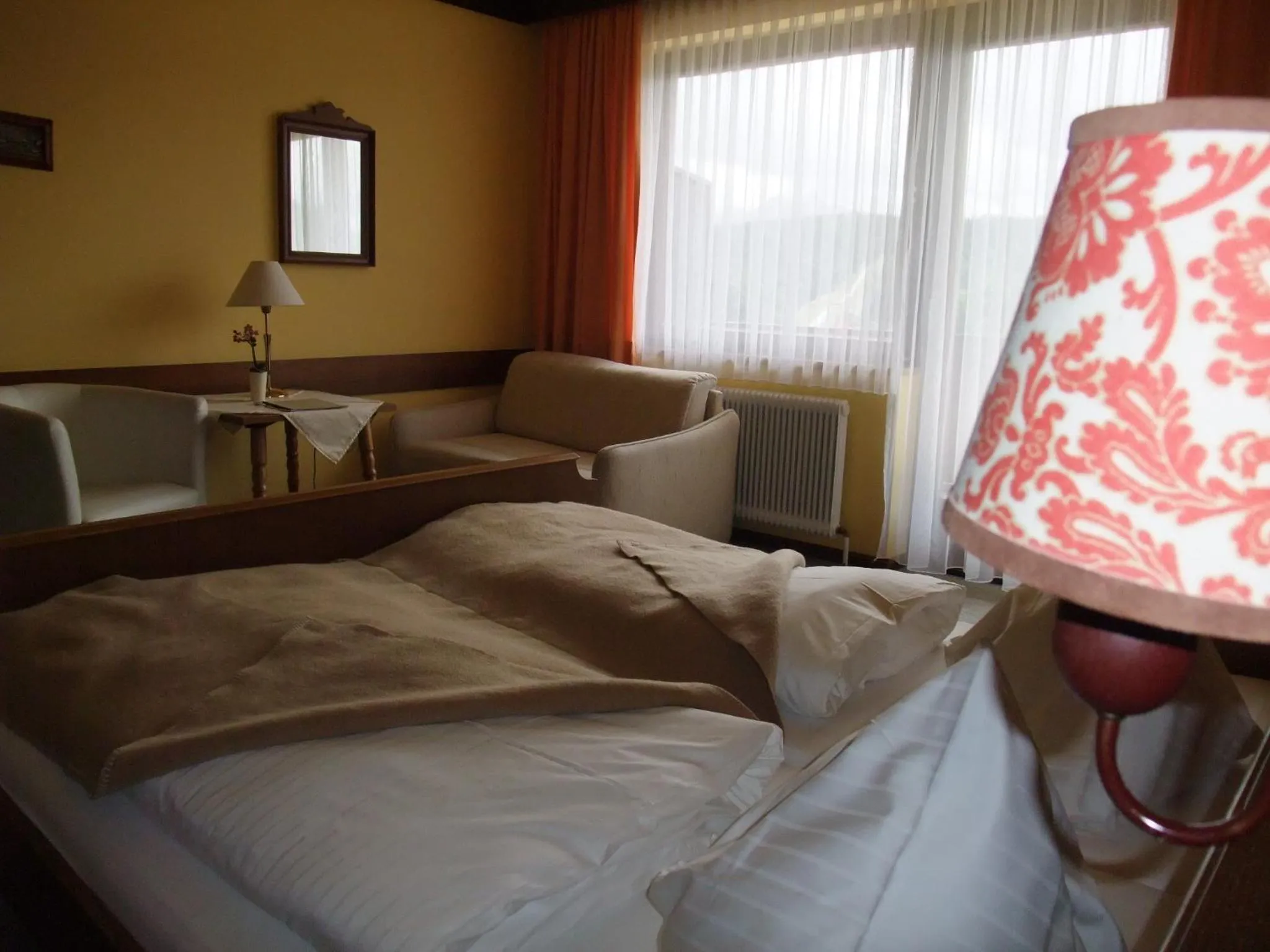 Photo of the whole room, Bed in Ferienhotel Knollhof