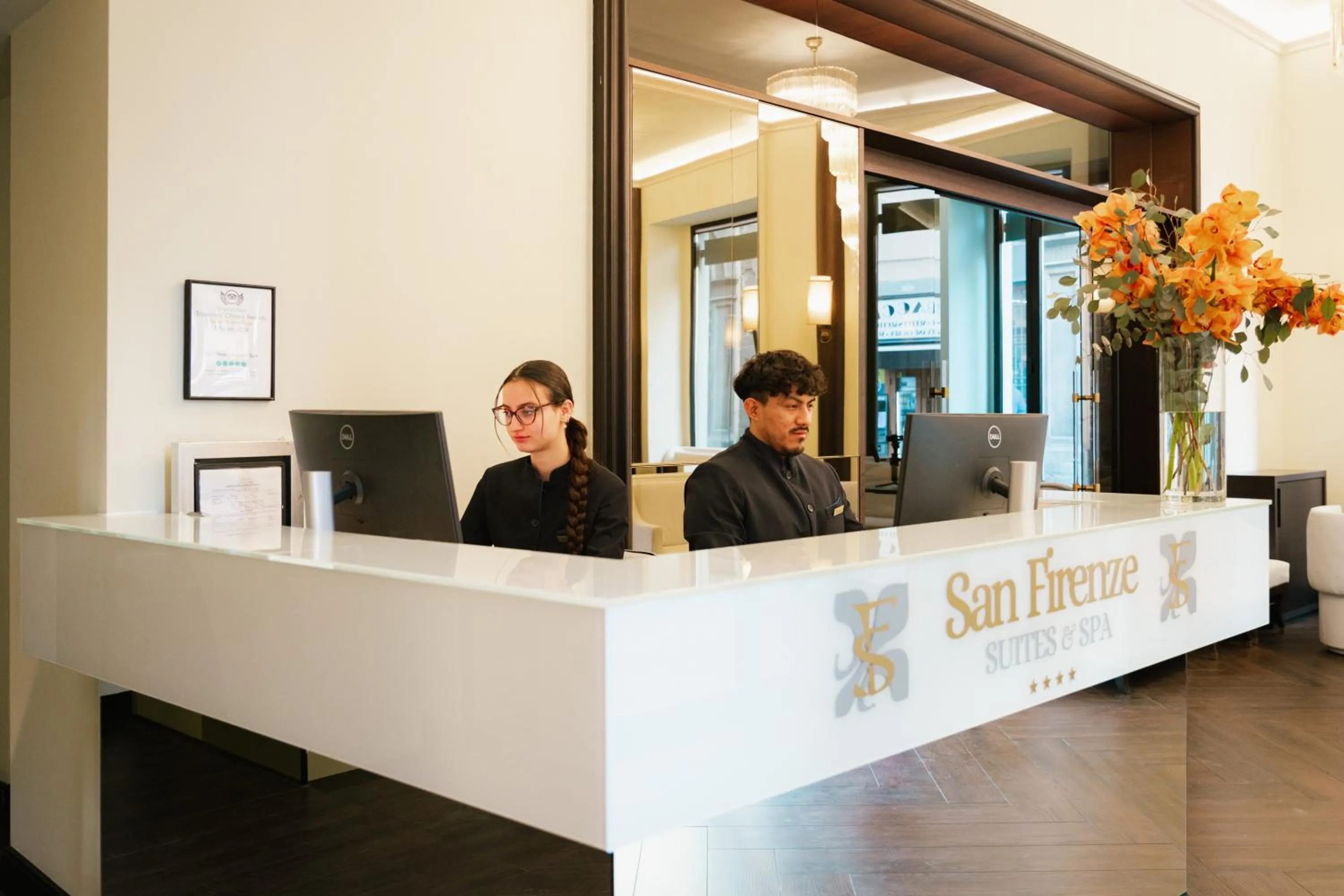 Lobby or reception in San Firenze Suites & Spa