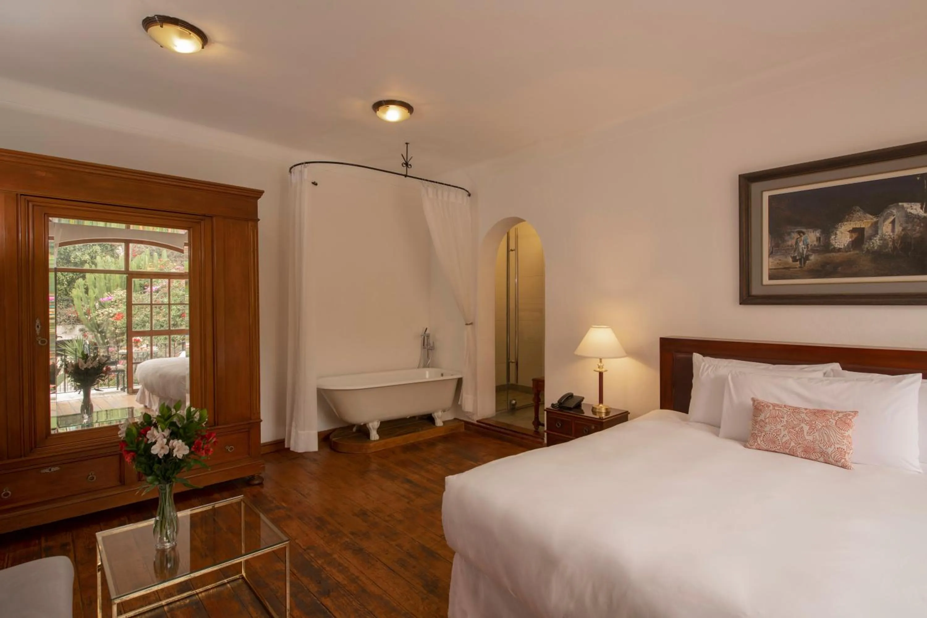 Bed in La Hostería Boutique Hotel