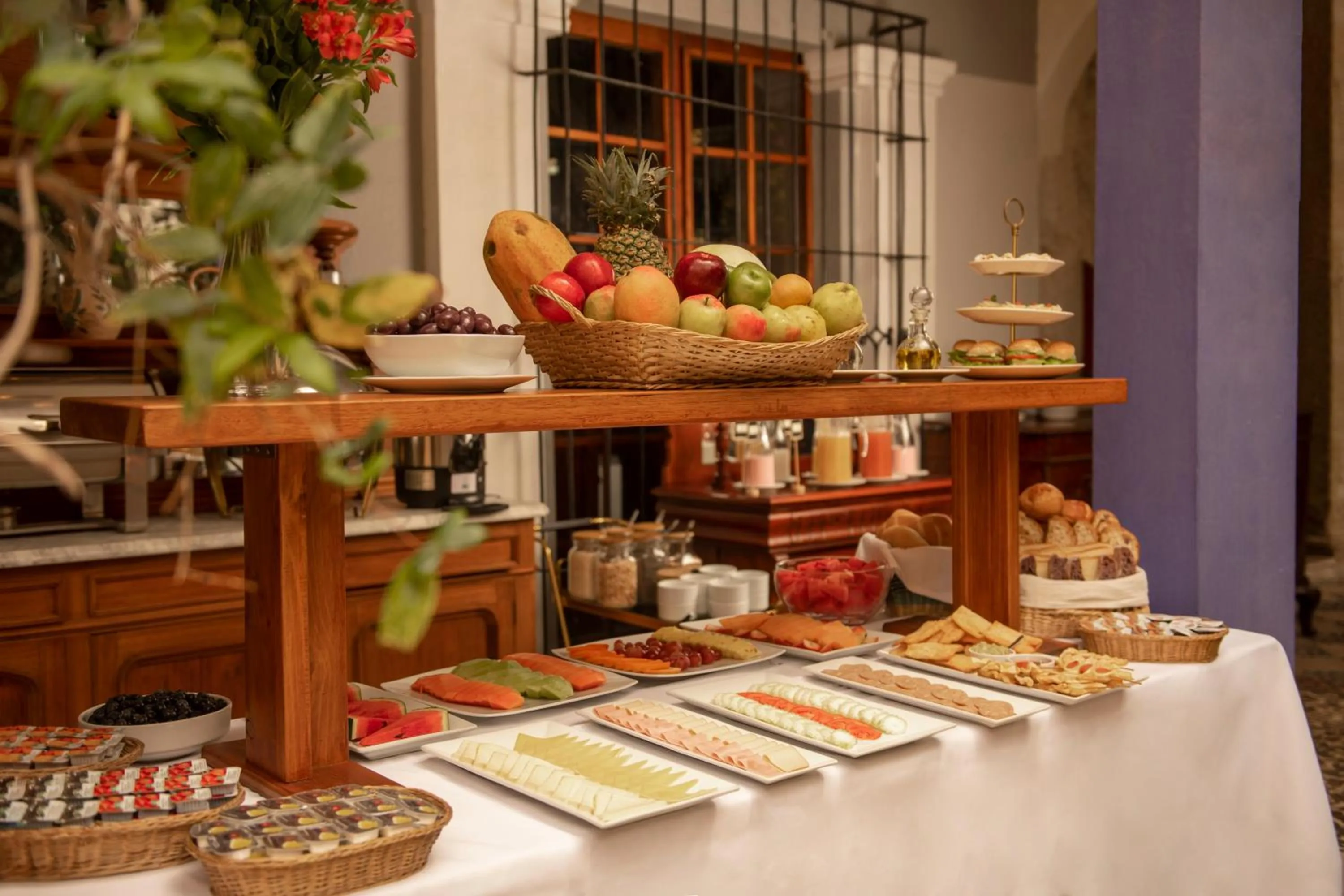 Buffet breakfast in La Hostería Boutique Hotel