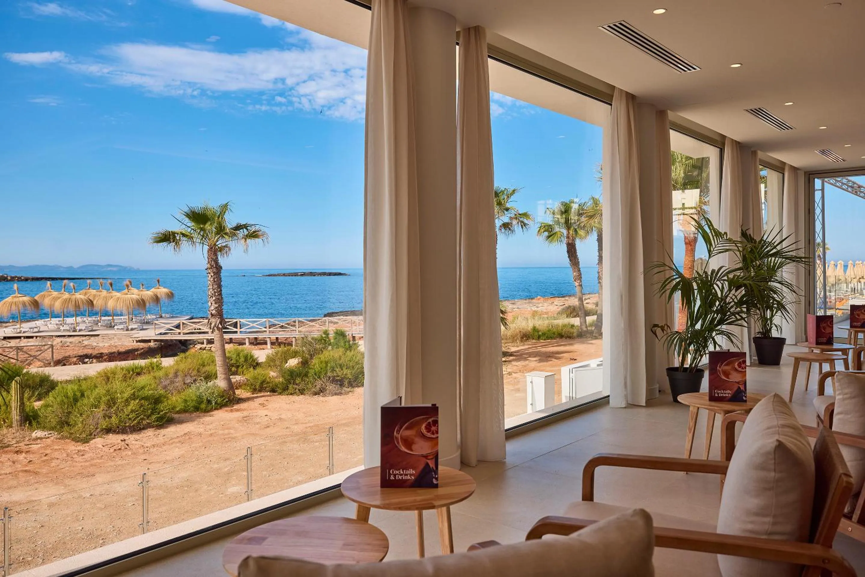 Lounge or bar in Universal Hotel Romantica