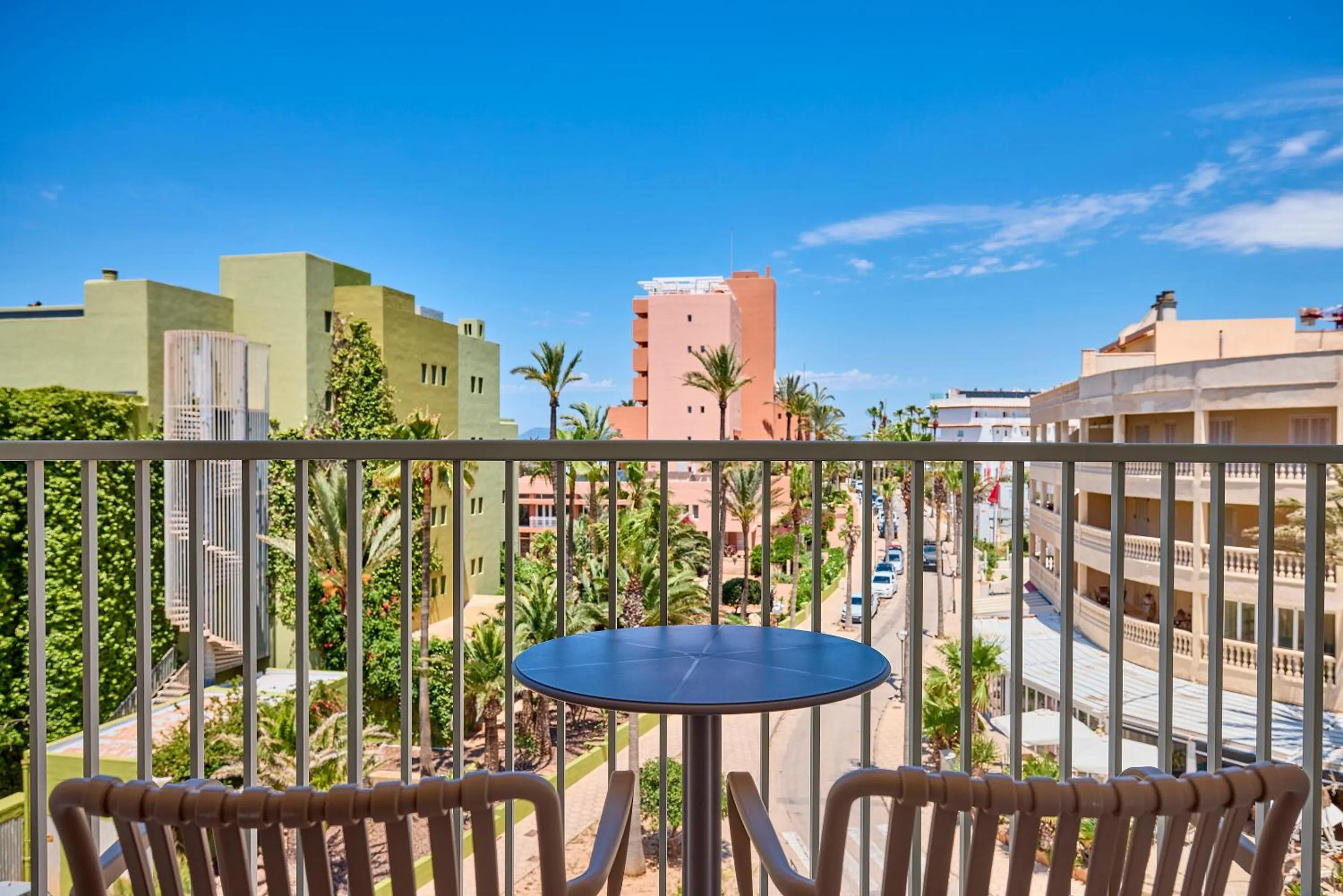 Balcony/Terrace in Universal Hotel Romantica