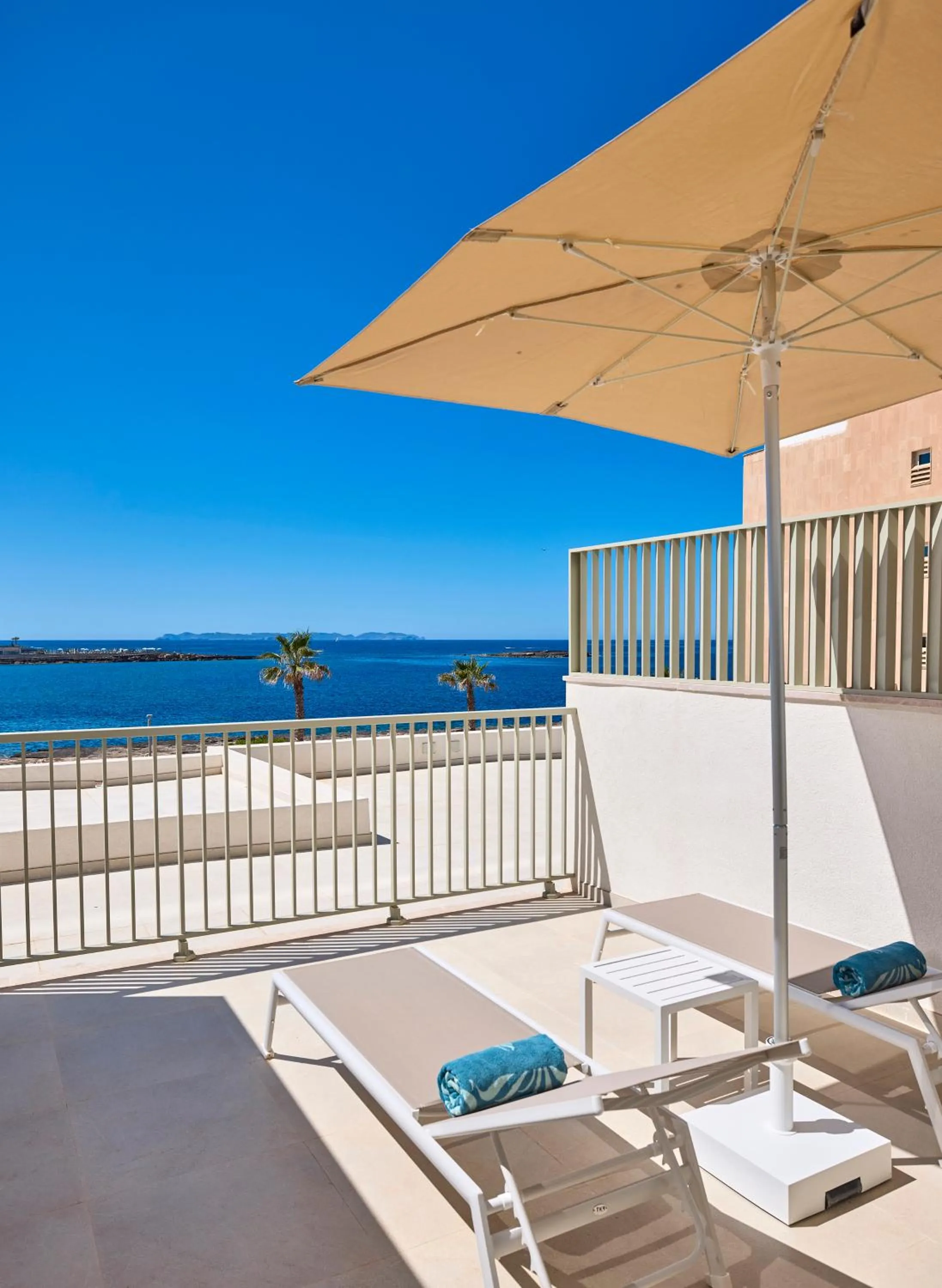 Balcony/Terrace in Universal Hotel Romantica