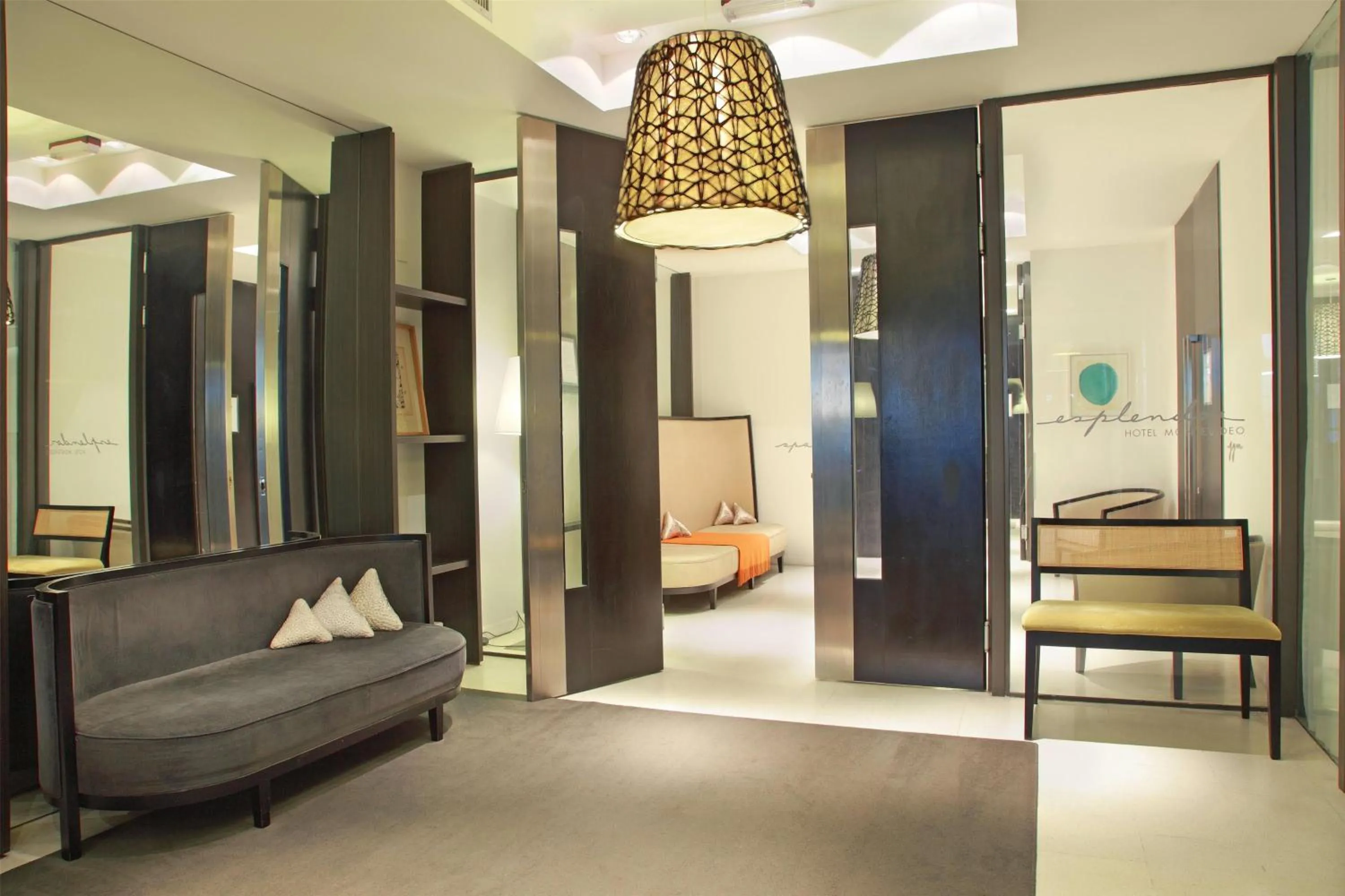 Lobby or reception, Bed in Esplendor by Wyndham Montevideo Cervantes