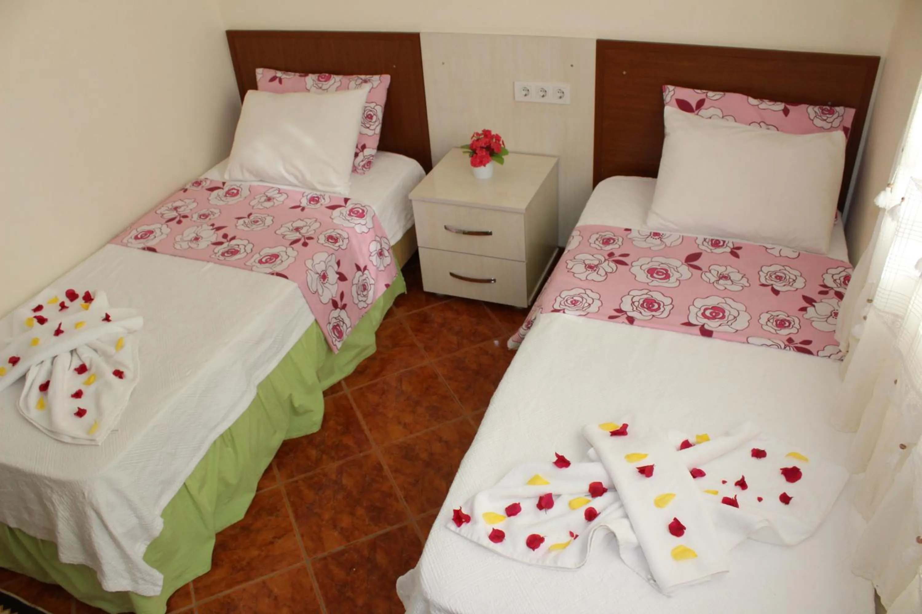 Photo of the whole room in Village Garden Pansiyon