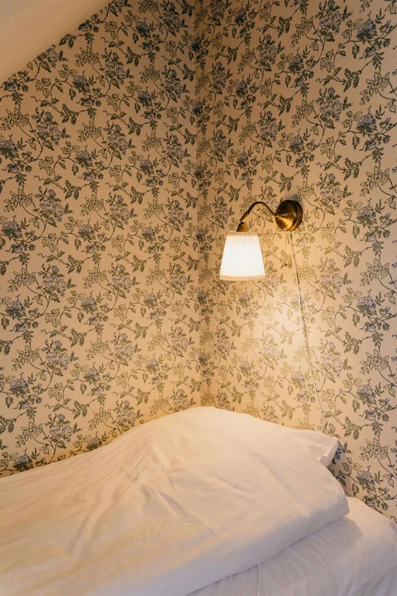 Bed in Jungshoved Præstegård B&B