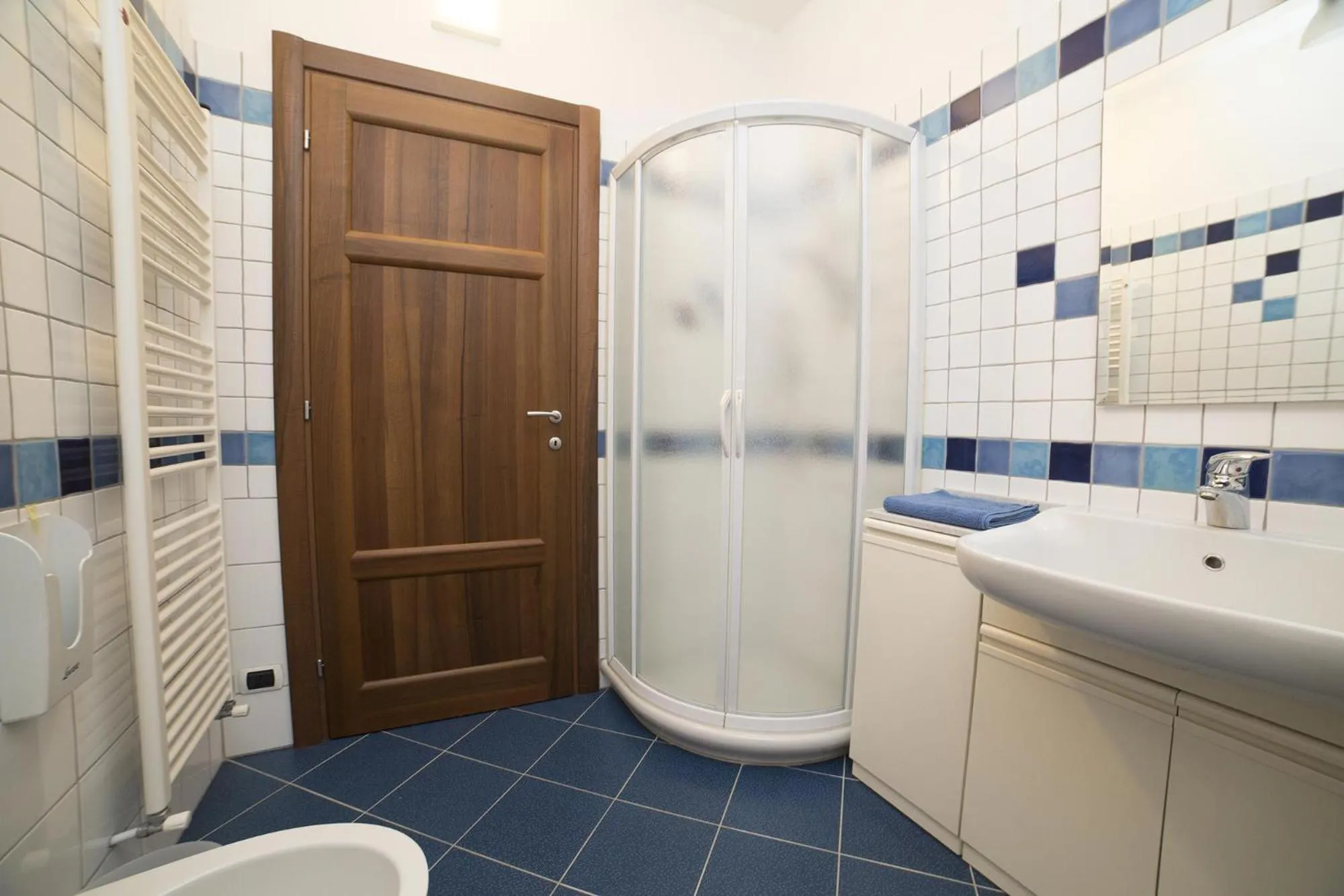 Bathroom in B&B La Frola