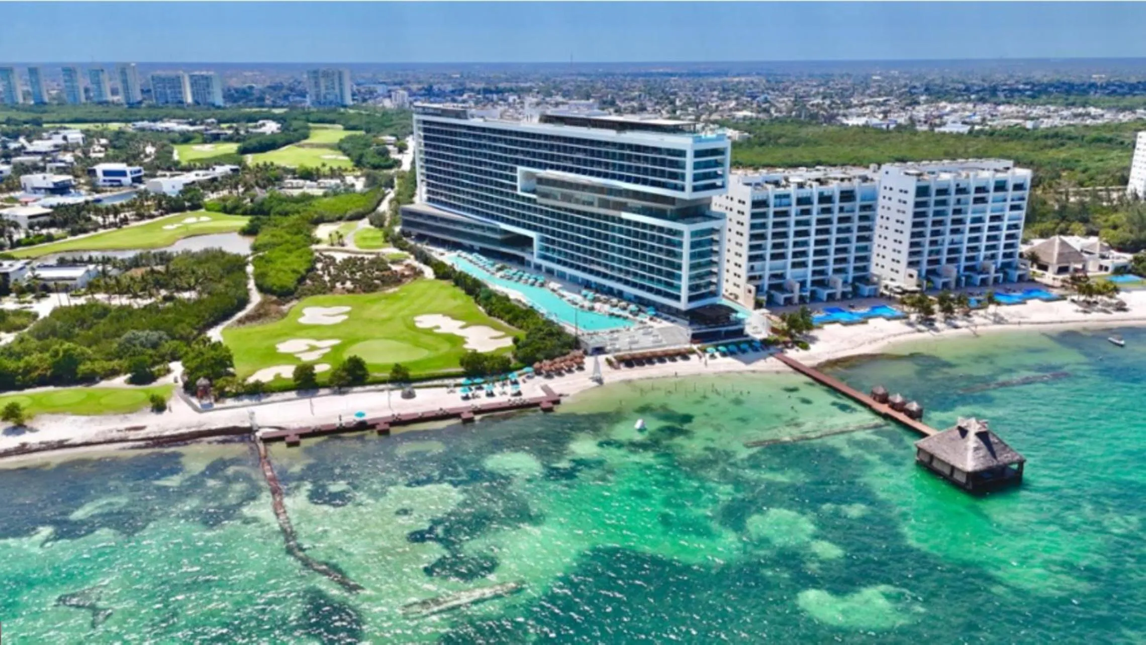 Beach in Dreams Vista Cancun Golf & Spa Resort - All Inclusive