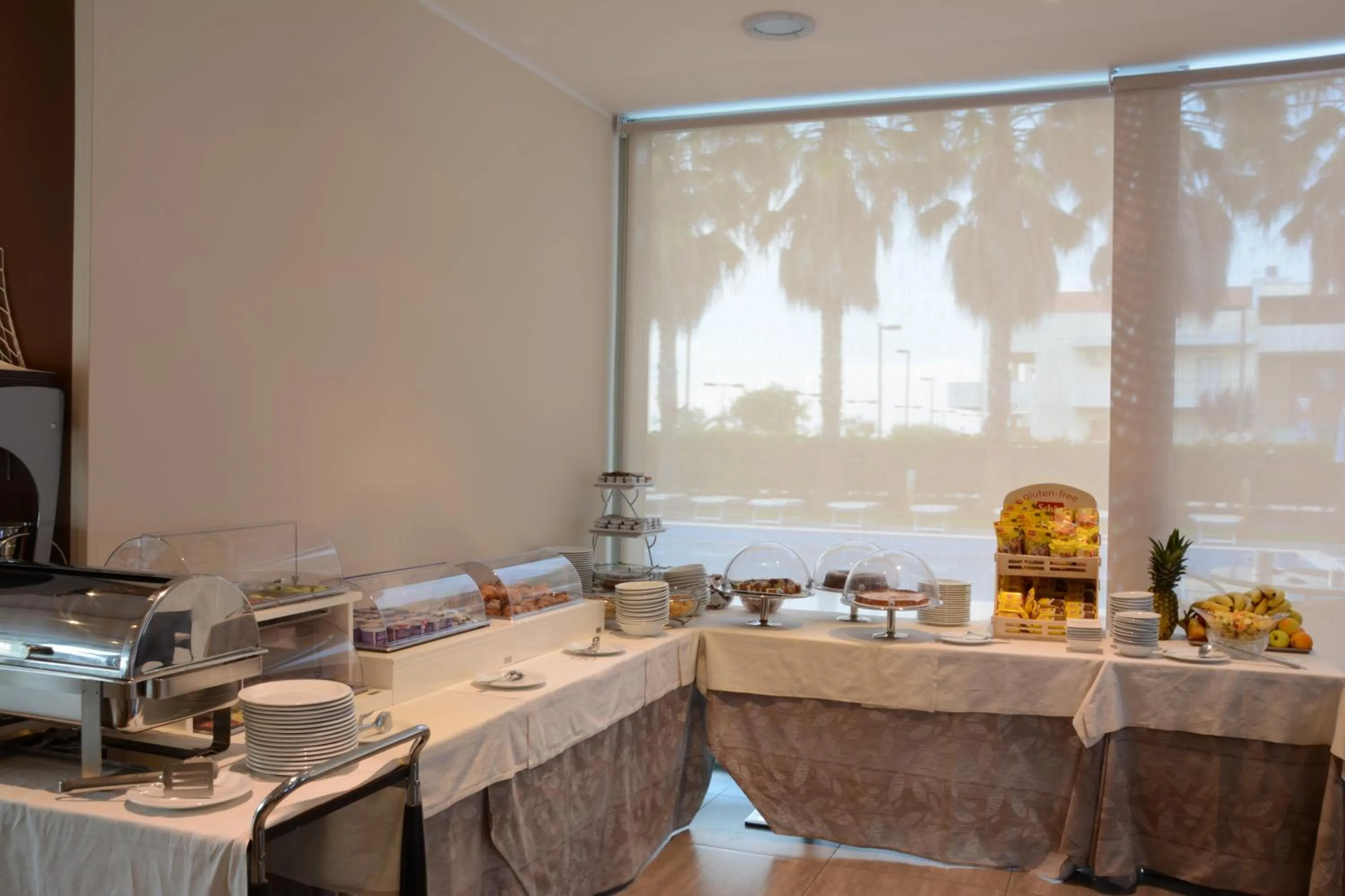 Breakfast in Kiara Residence