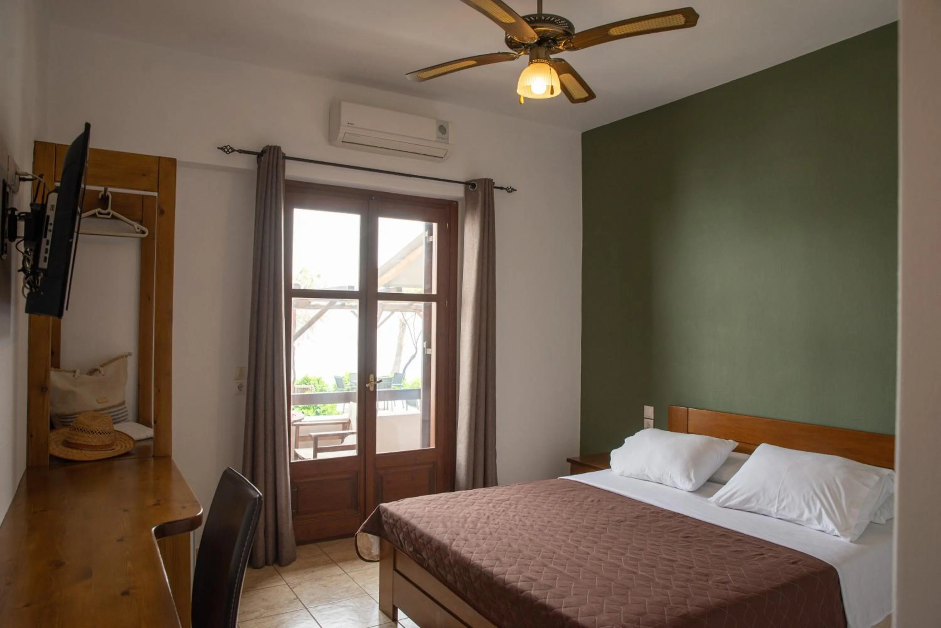 Bed in Hotel Cleopatra