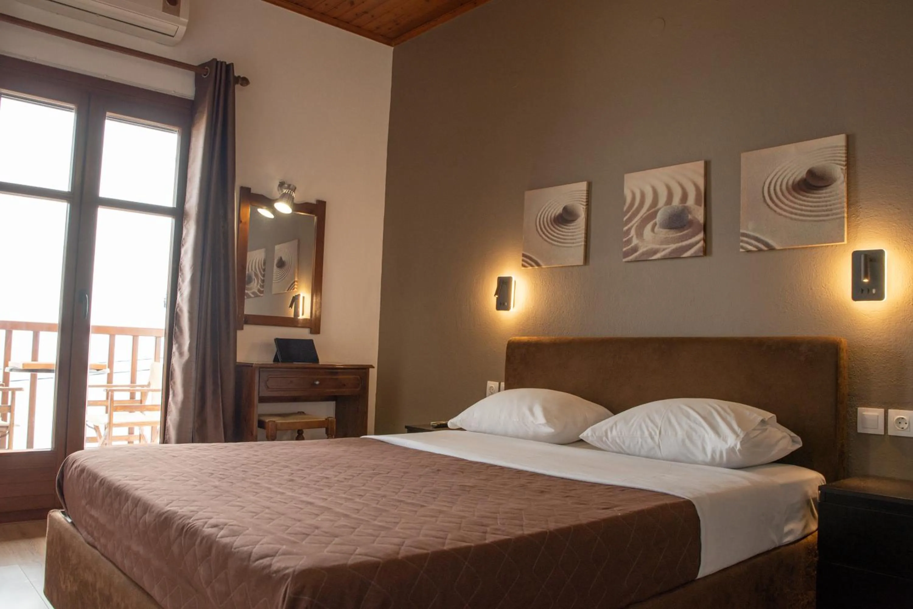 Bed in Hotel Cleopatra