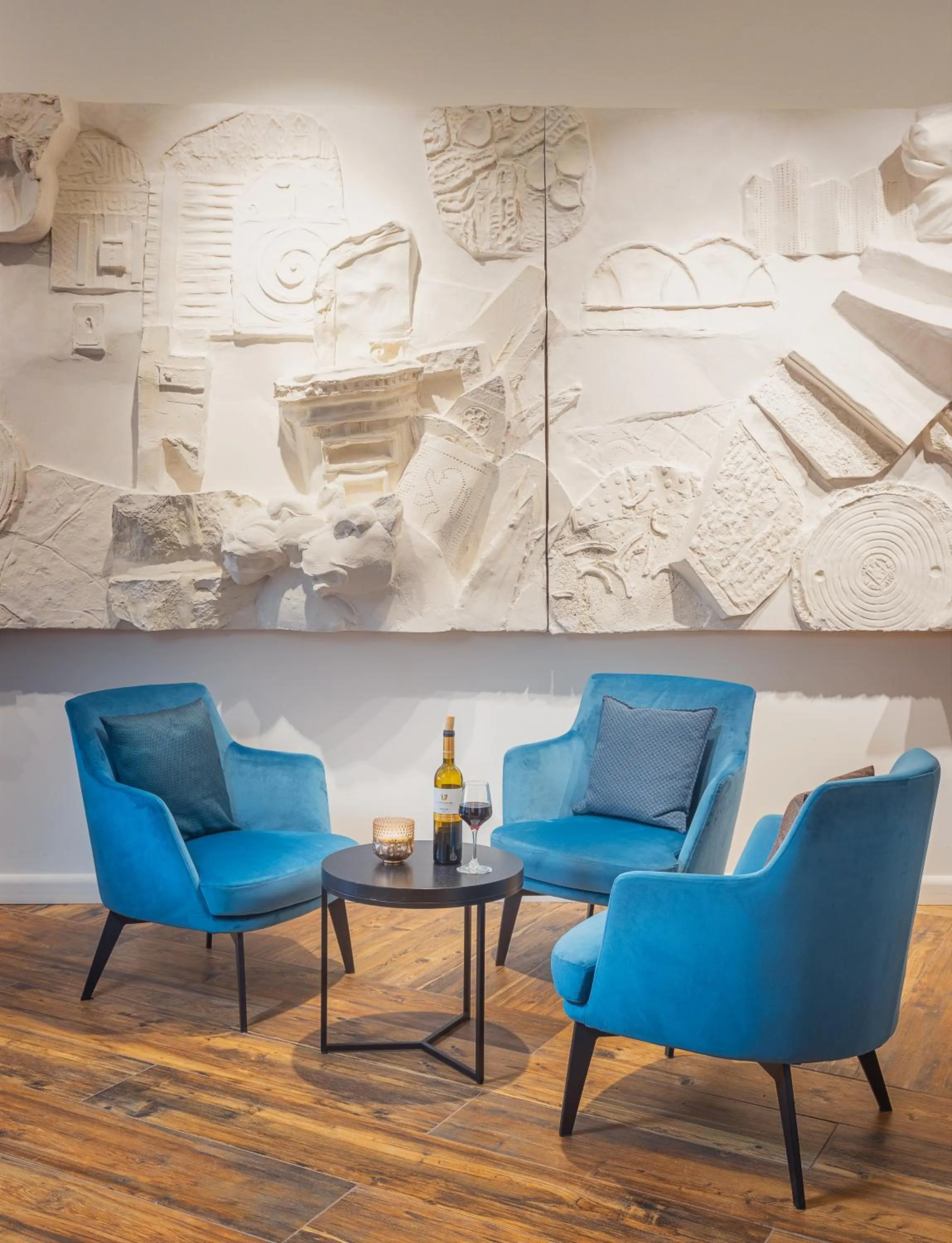 Living room in Cassia Hotel Jerusalem