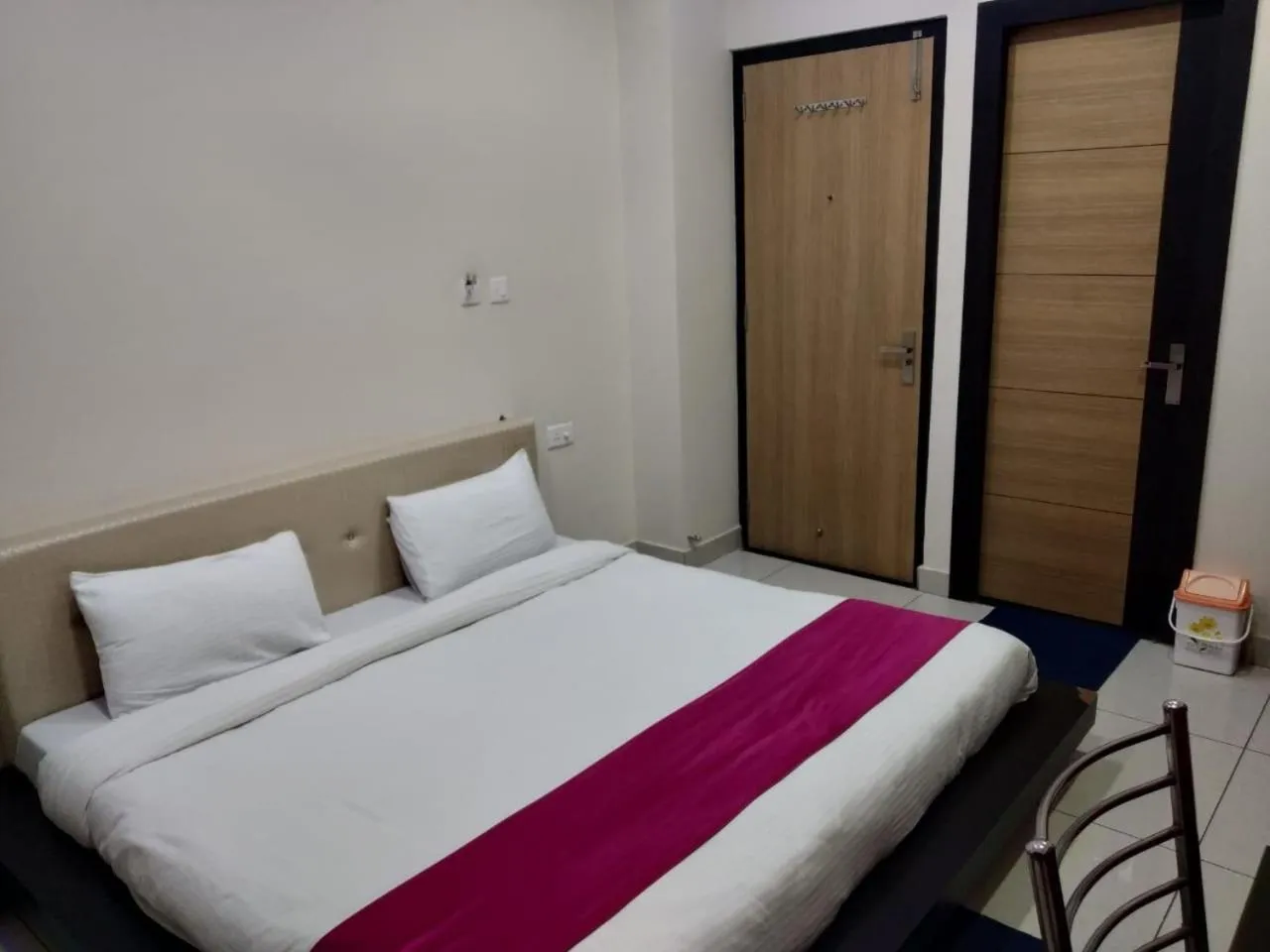 Photo of the whole room in Hotel Reyansh