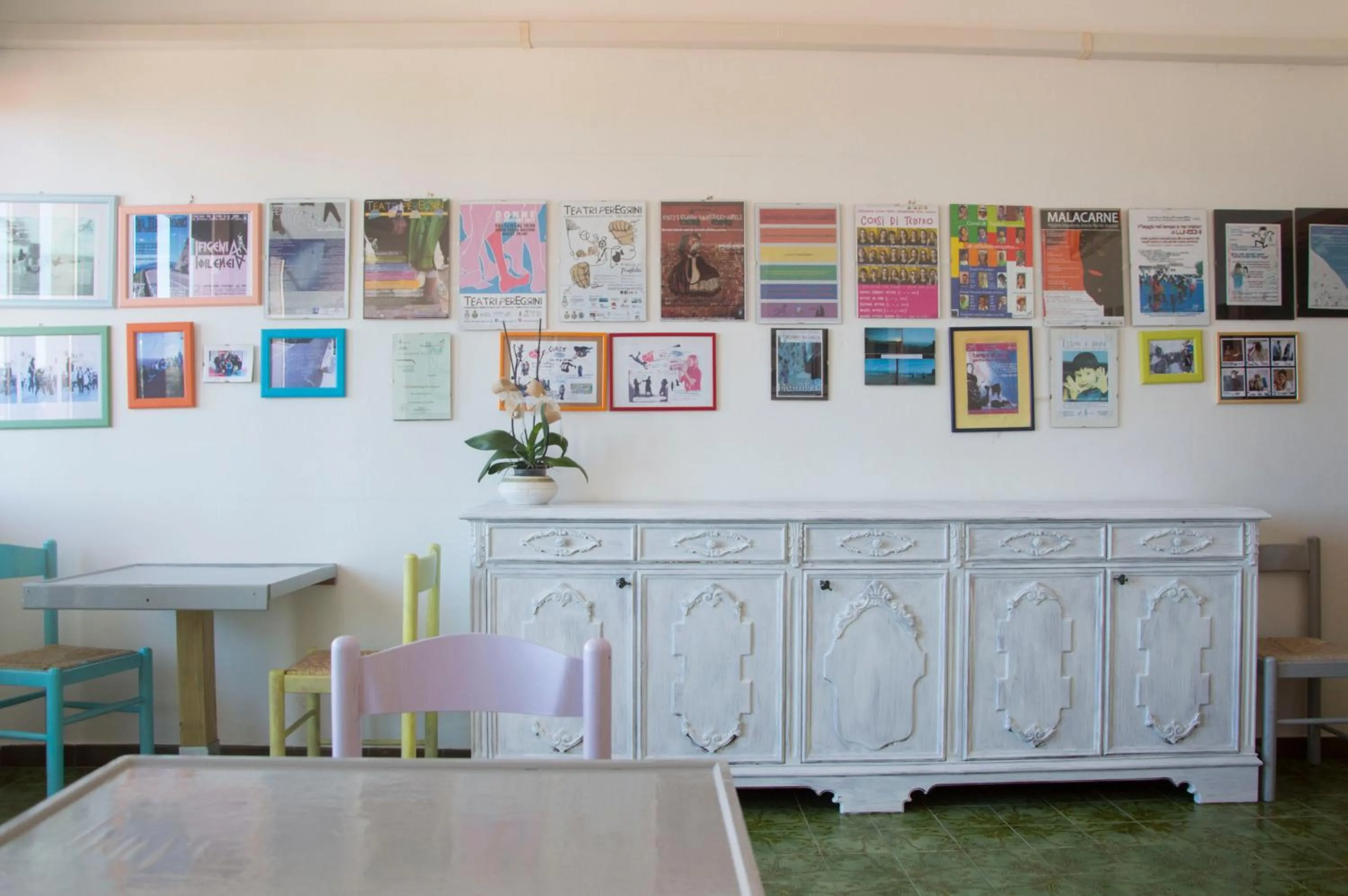 Lounge or bar in Occhj a Mari