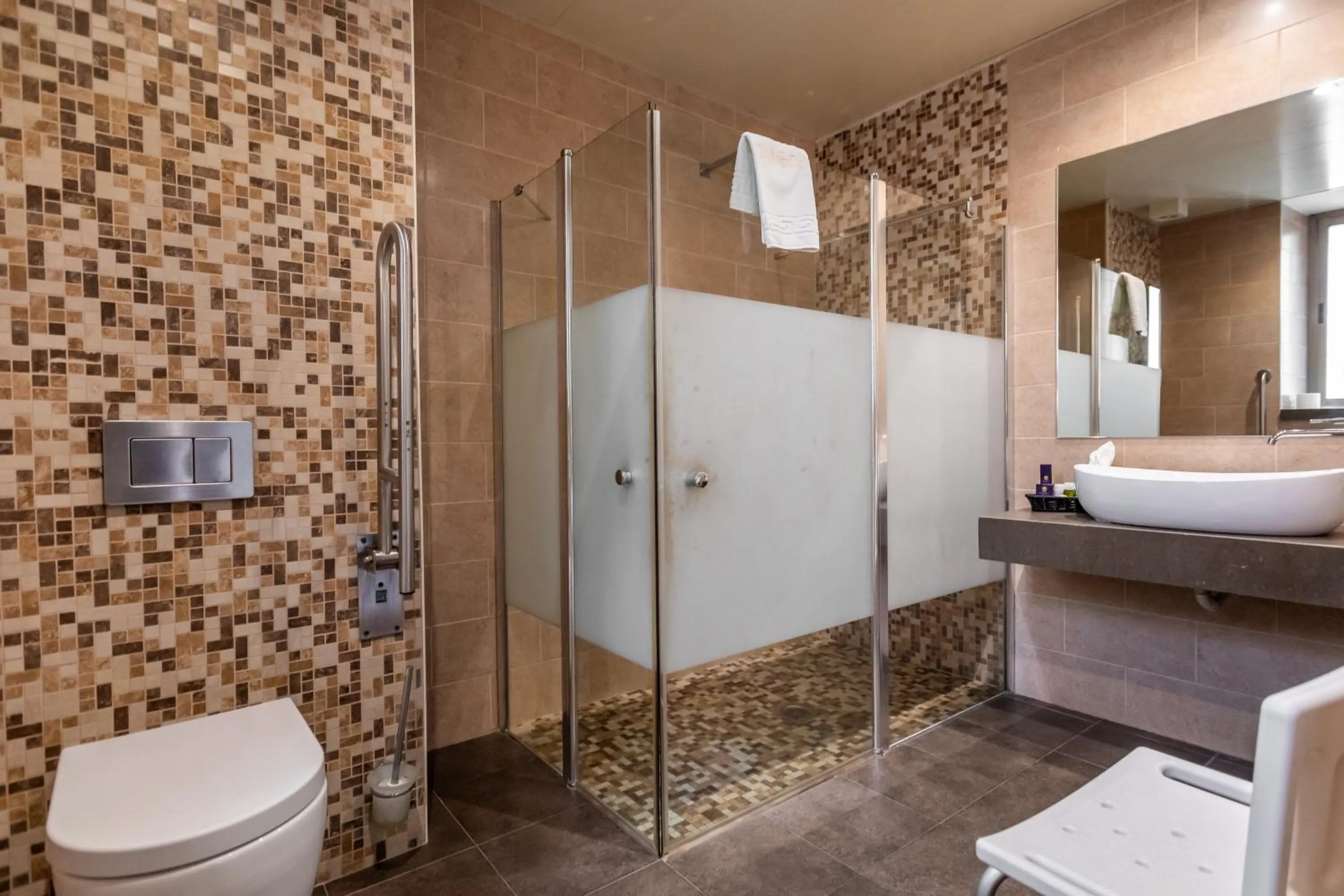 Bathroom in Notre Dame of Jerusalem Center