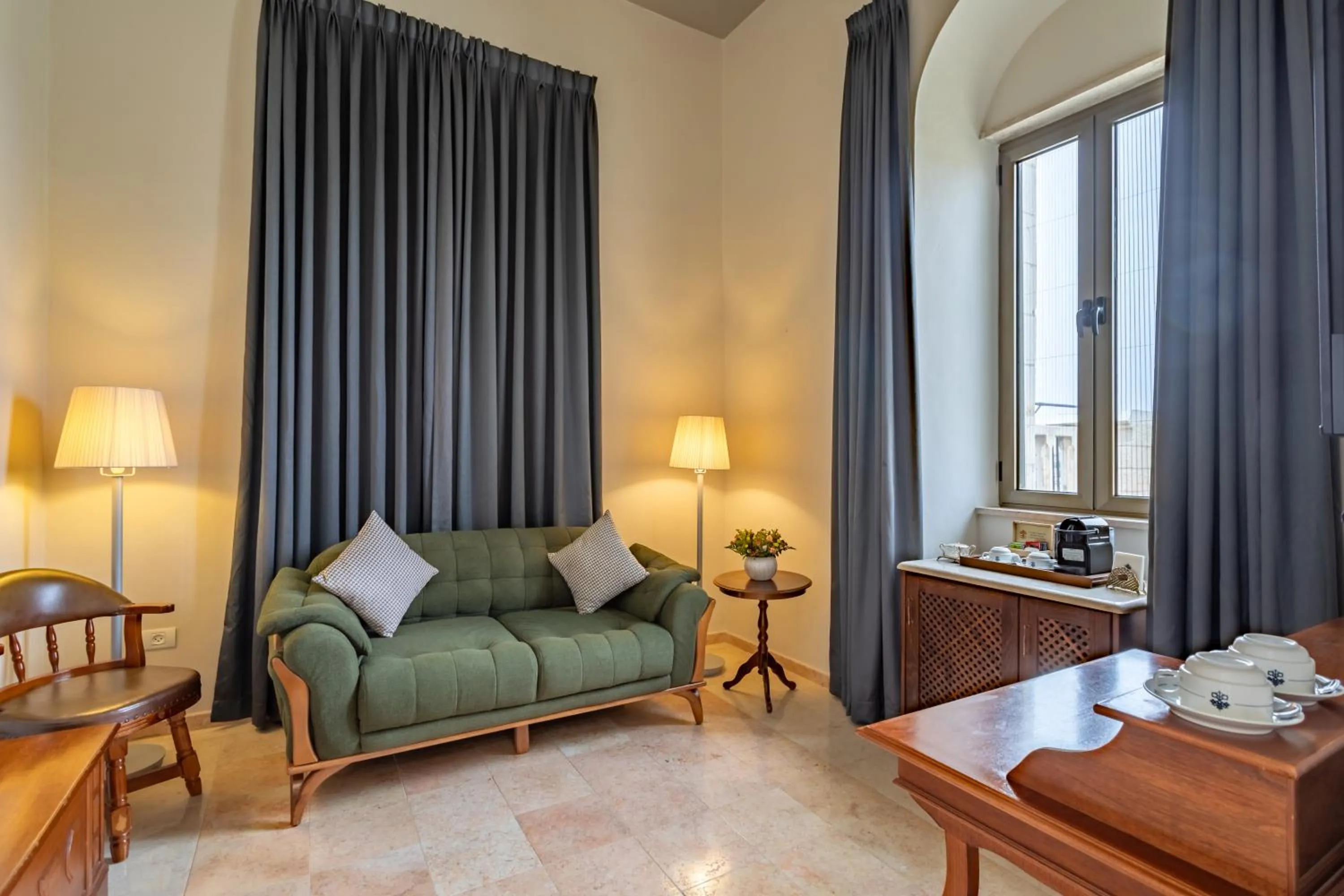 Coffee/tea facilities in Notre Dame of Jerusalem Center