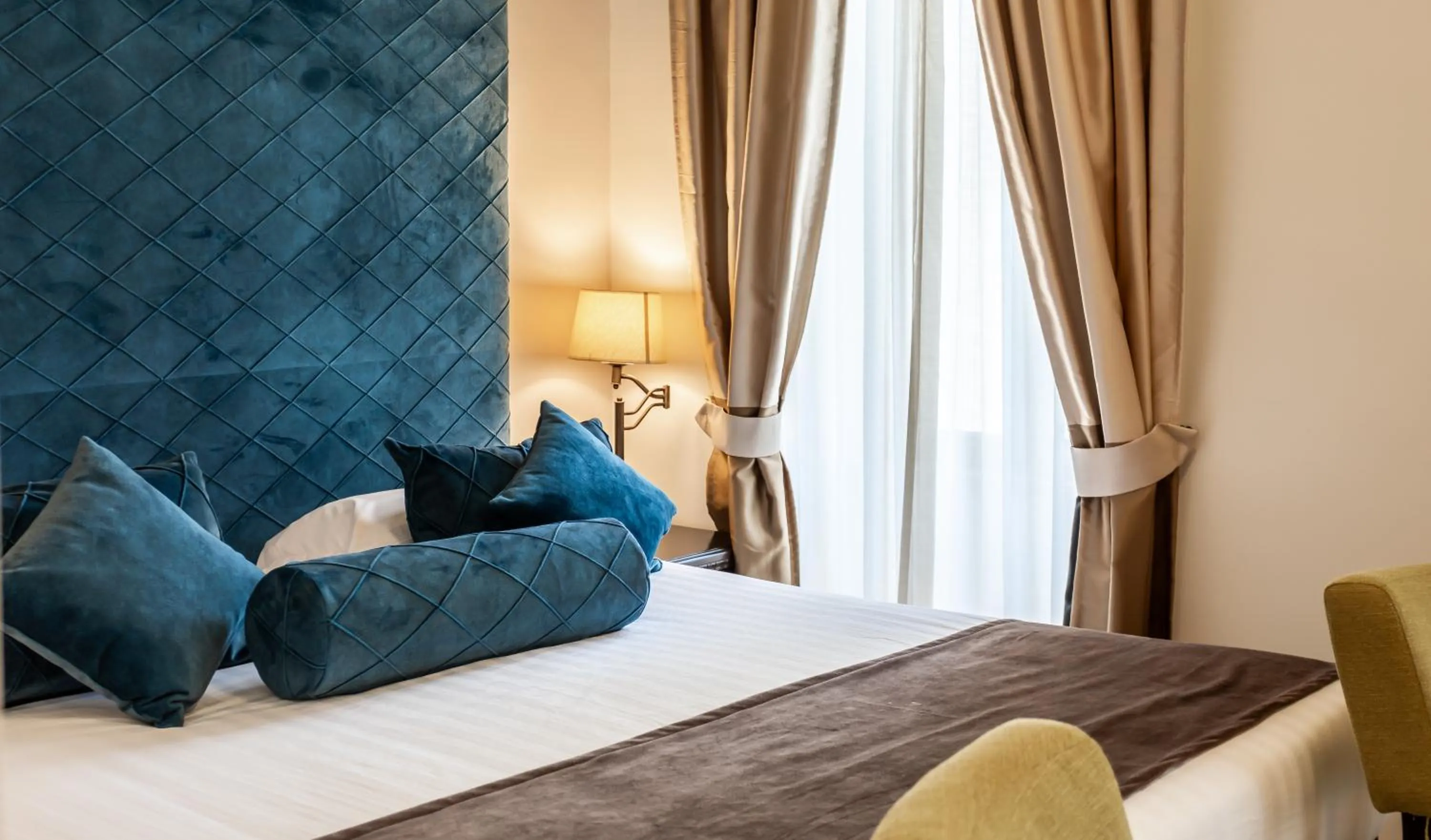 Bed in Notre Dame of Jerusalem Center