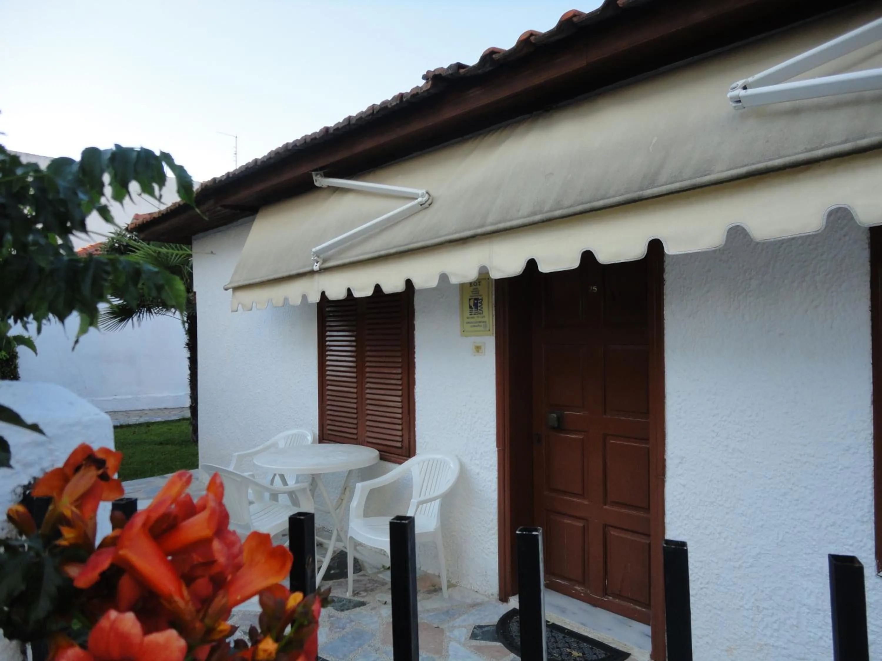 Facade/entrance in Vicky Rooms & Apartments