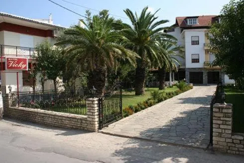 Facade/entrance in Vicky Rooms & Apartments