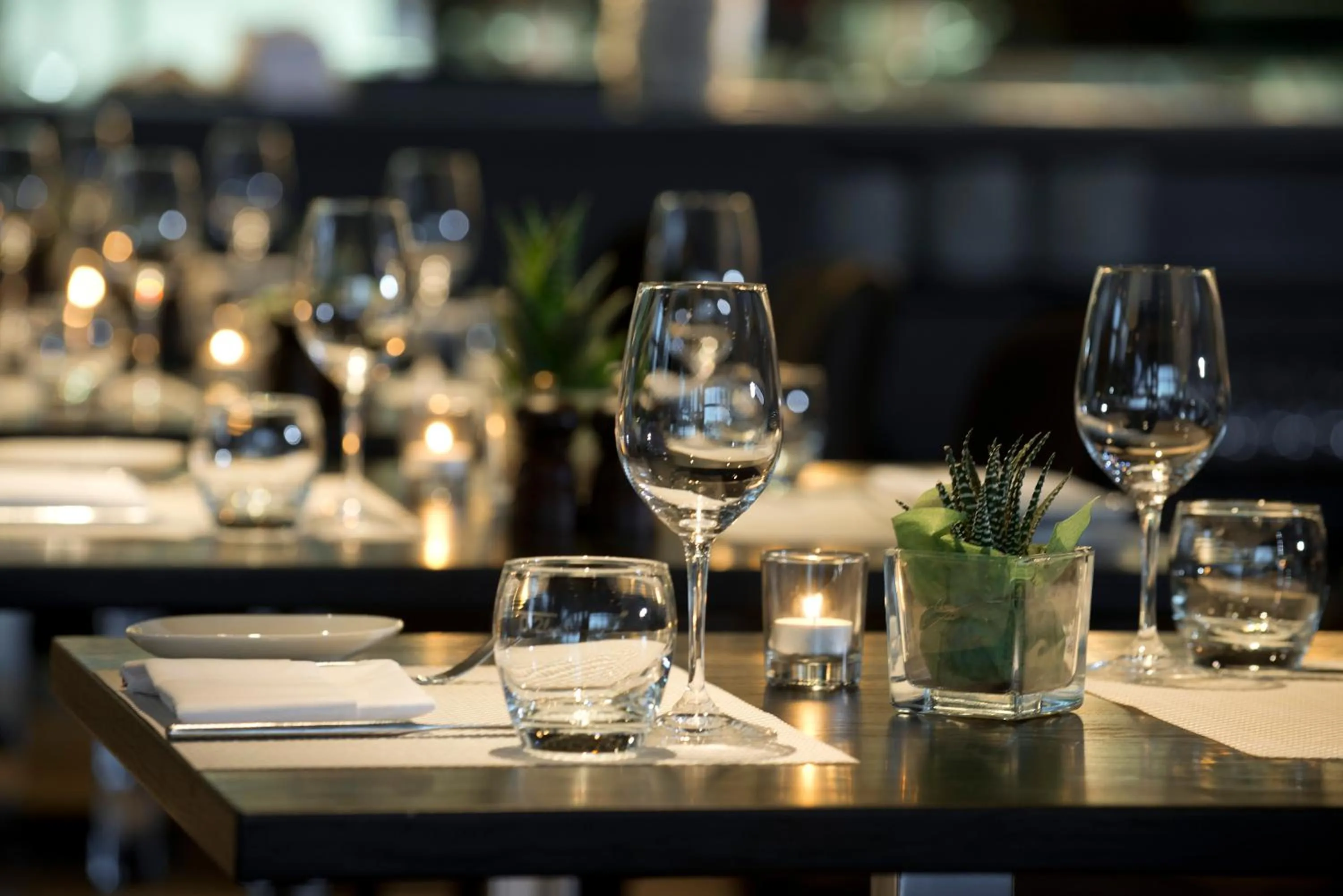 Restaurant/places to eat in Wyndham Stuttgart Airport Messe