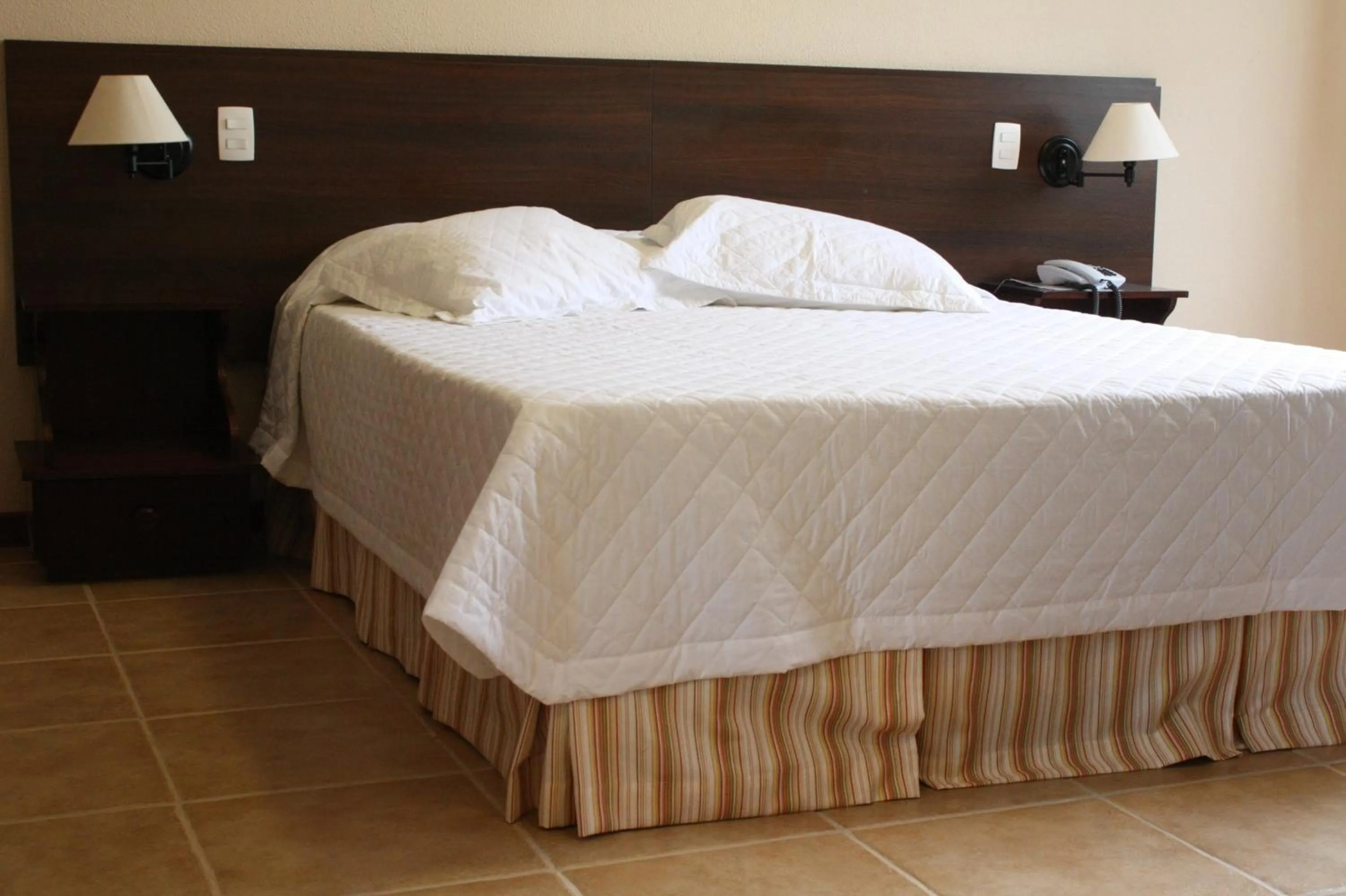 Property building, Bed in Hotel Atlântico Praia Cassino Rio Grande