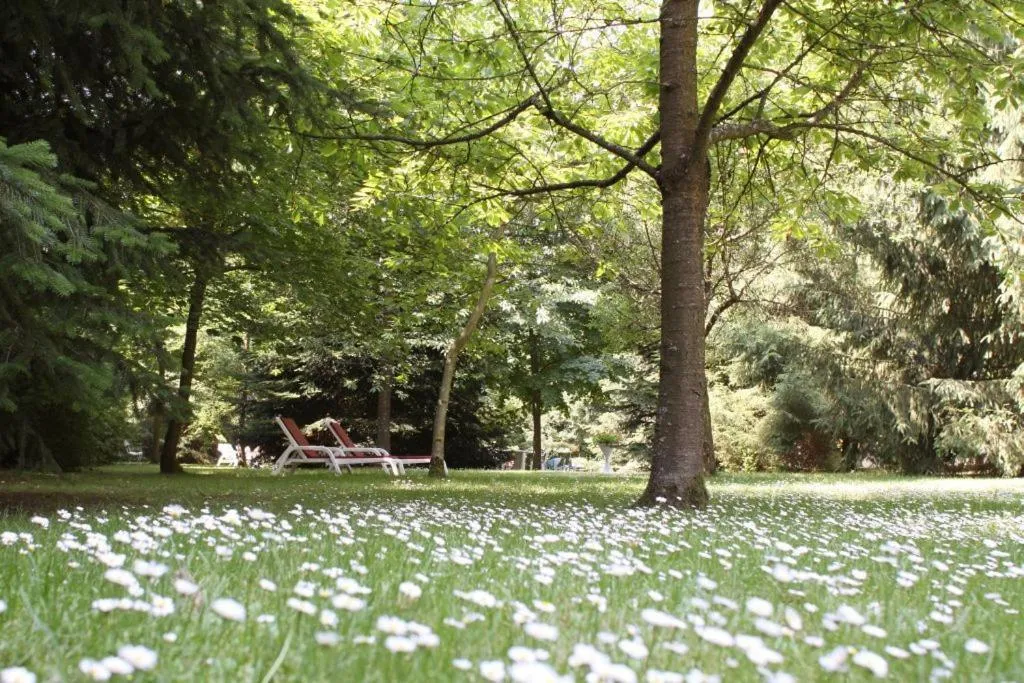 Area and facilities in Meyer Appartments