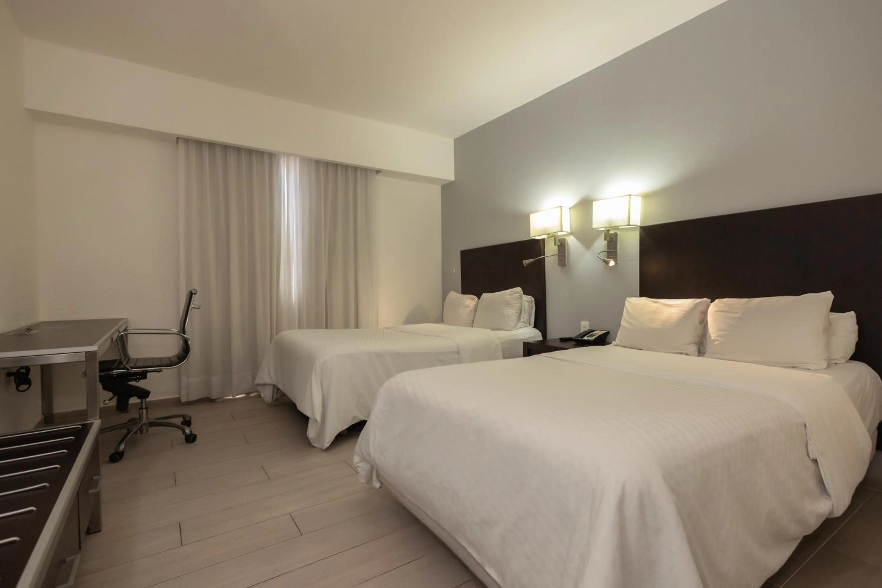 Bedroom, Bed in Fiesta Inn Nogales