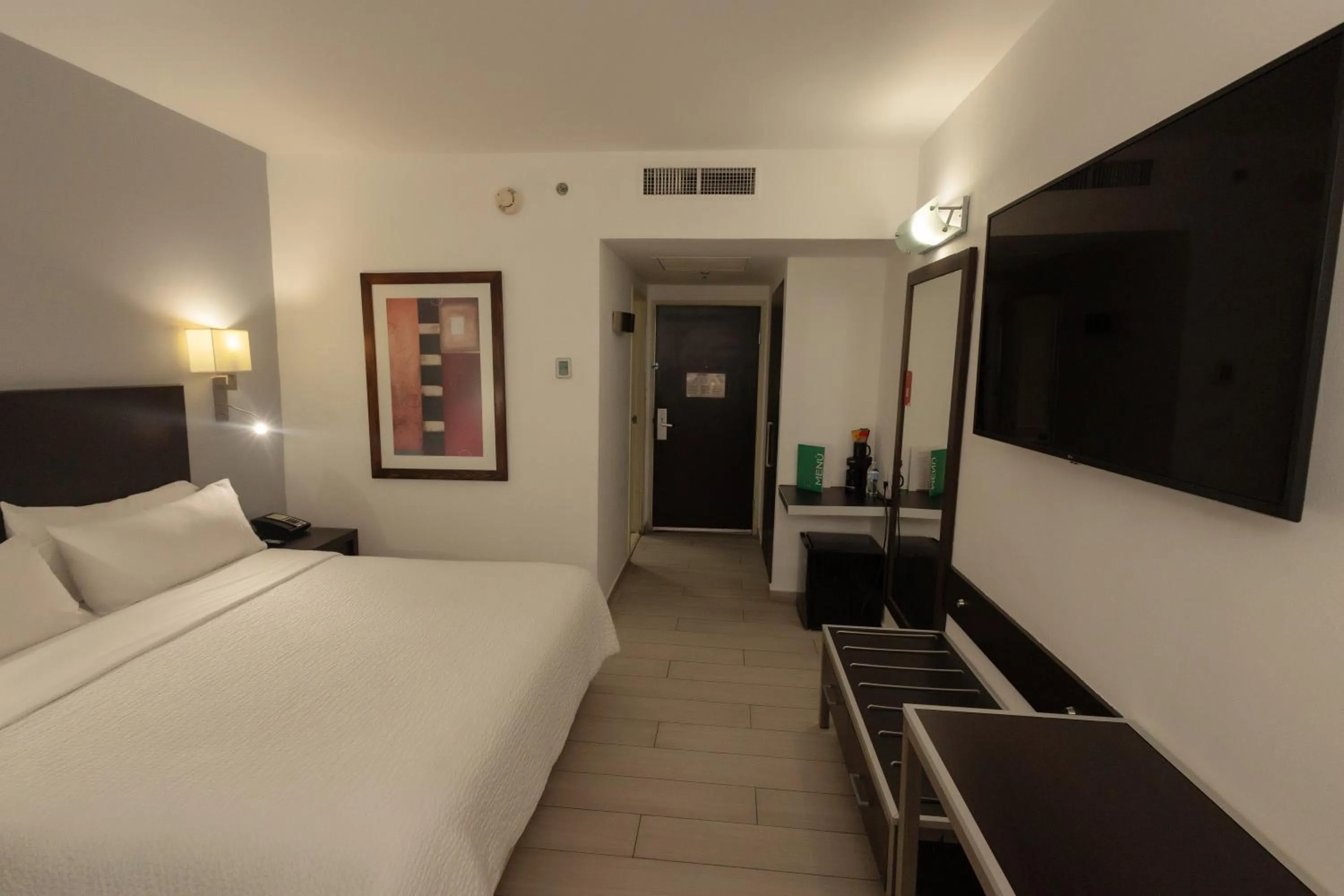 Bedroom, Bed in Fiesta Inn Nogales