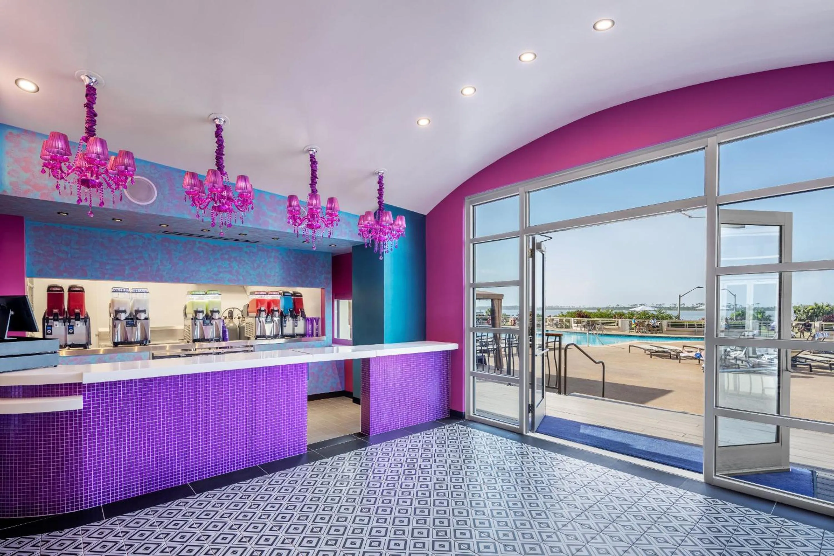 Lounge or bar in Harrah's Gulf Coast, A Caesars Destination