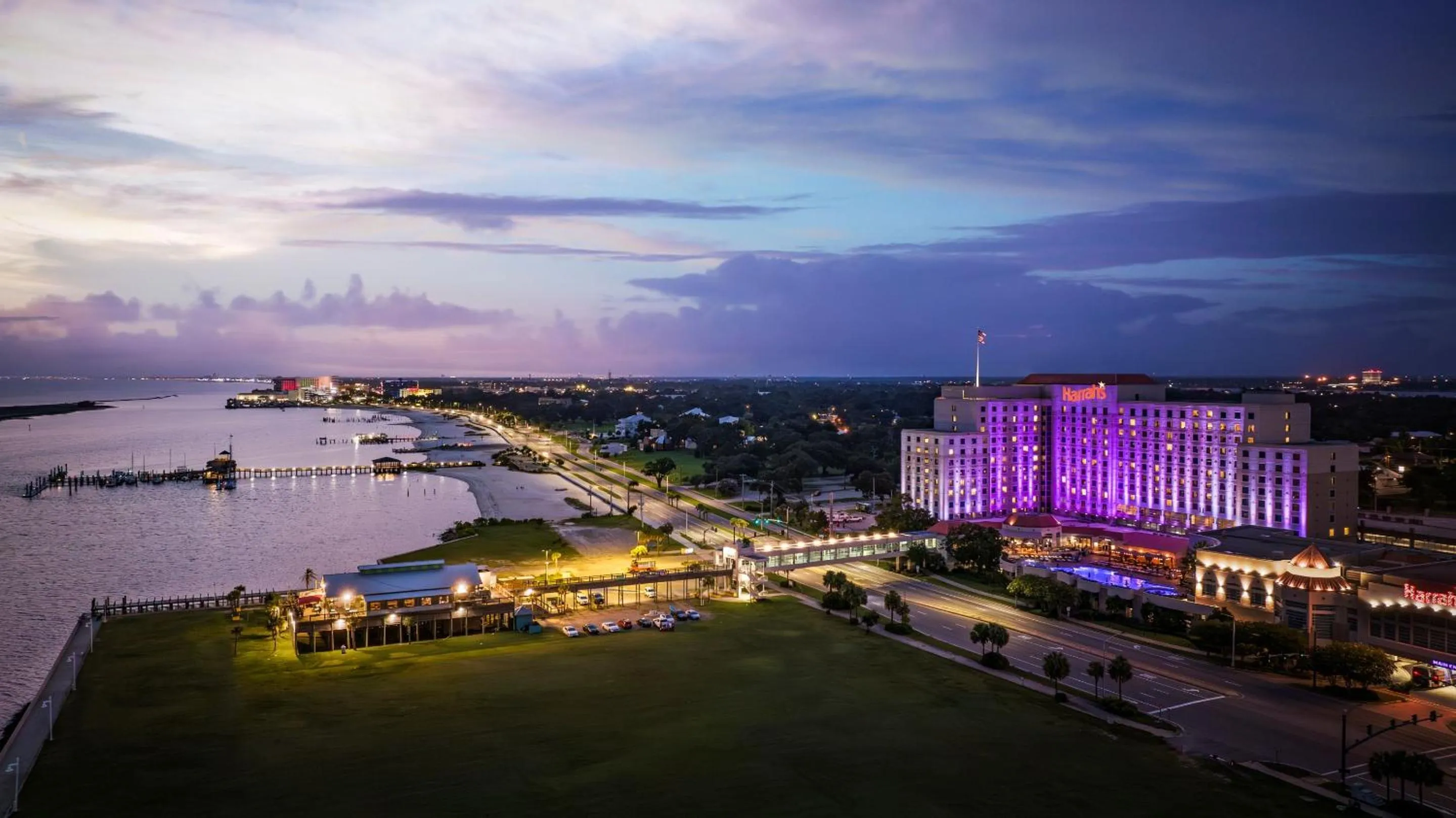 Property building in Harrah's Gulf Coast, A Caesars Destination