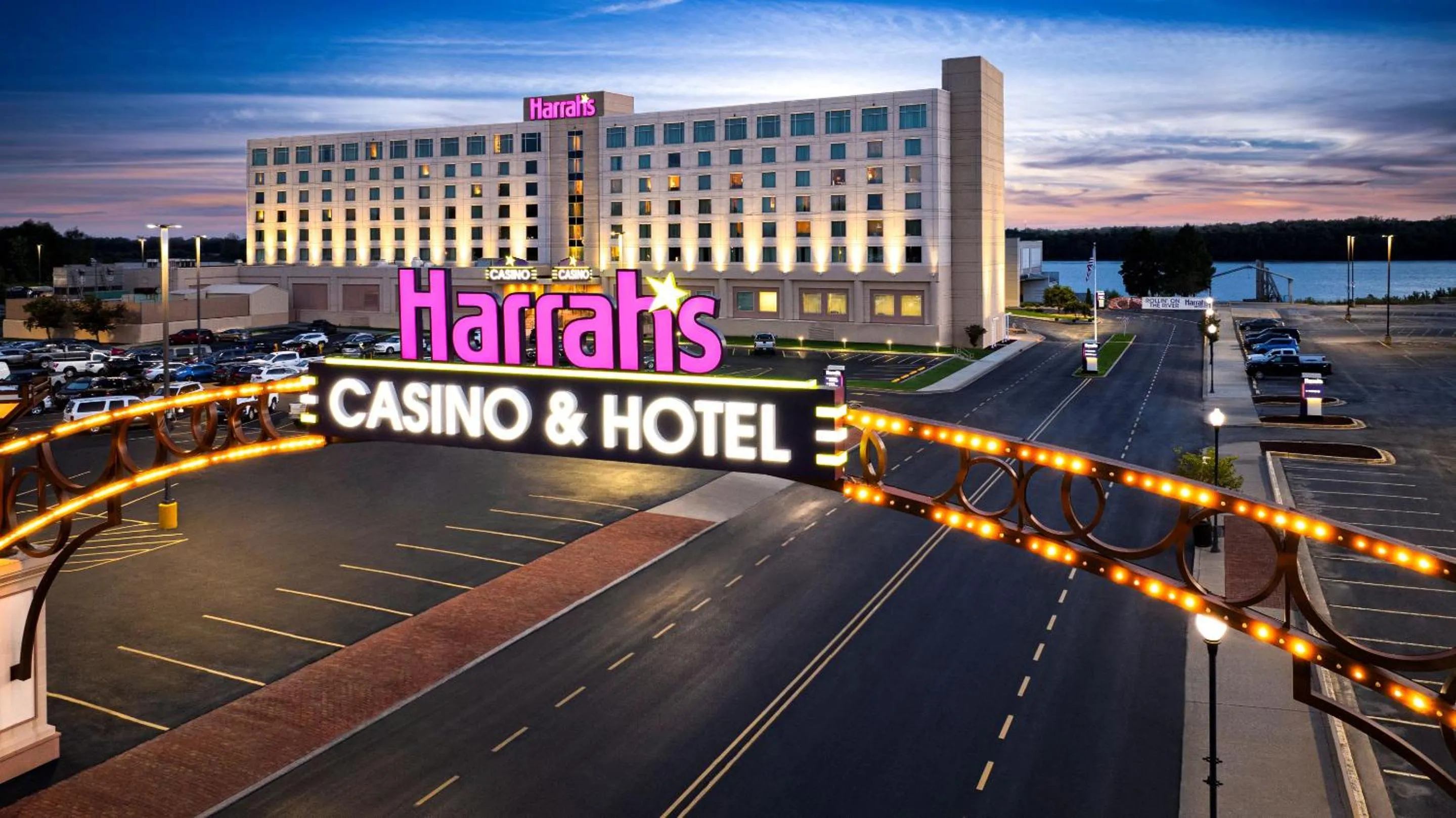 Property building in Harrah's Metropolis, A Caesars Destination