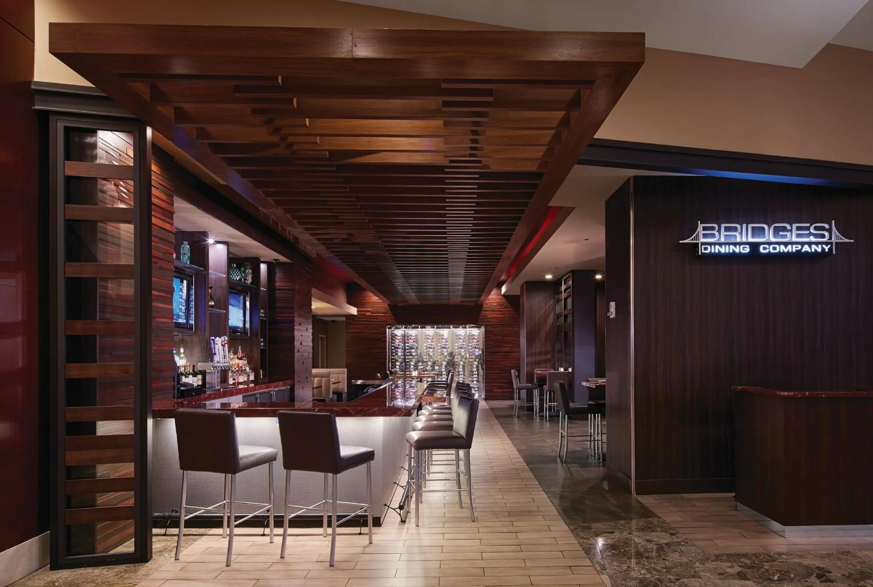 Restaurant/places to eat in Harrah's Metropolis, A Caesars Destination