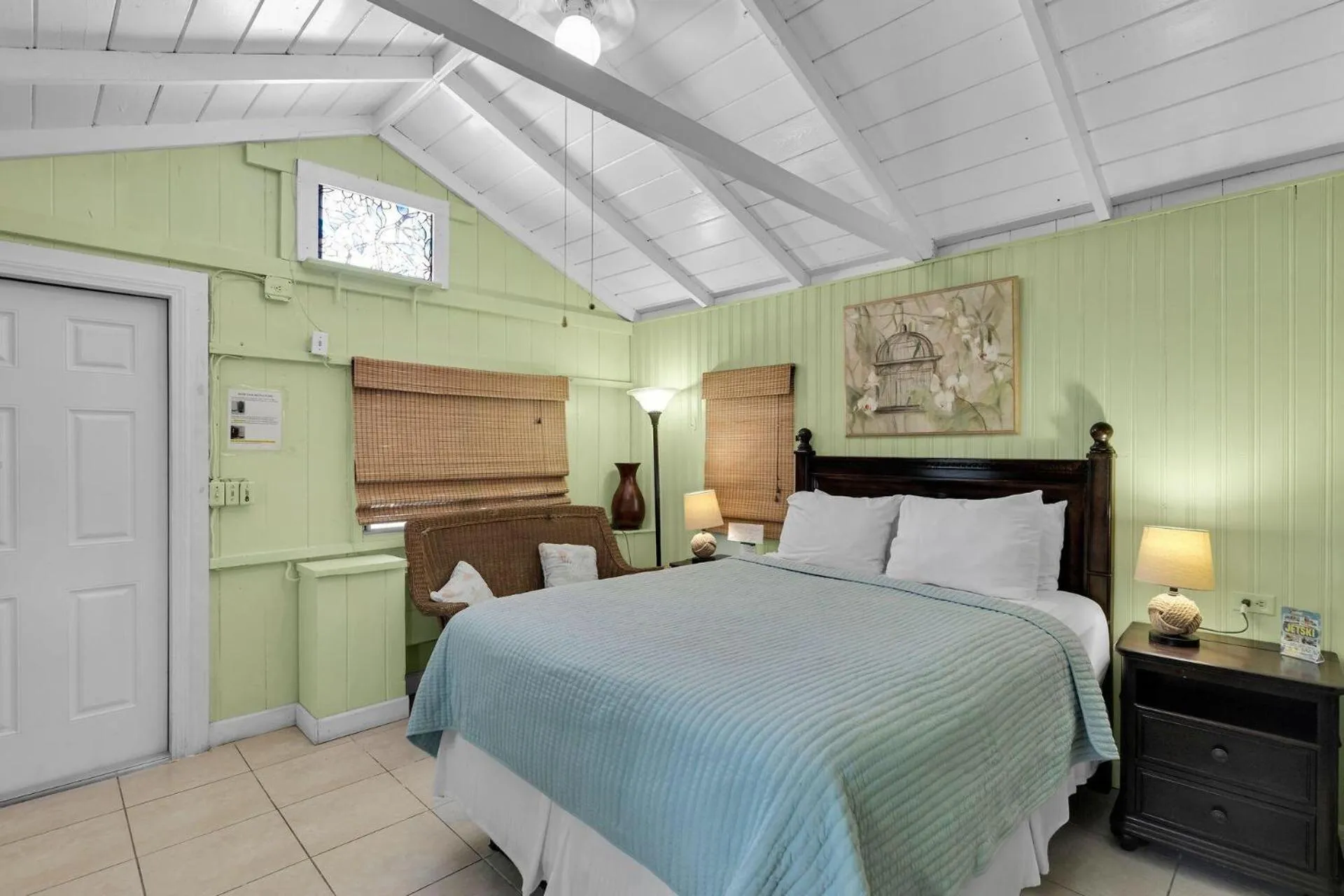 Bed in Tropical Cottages