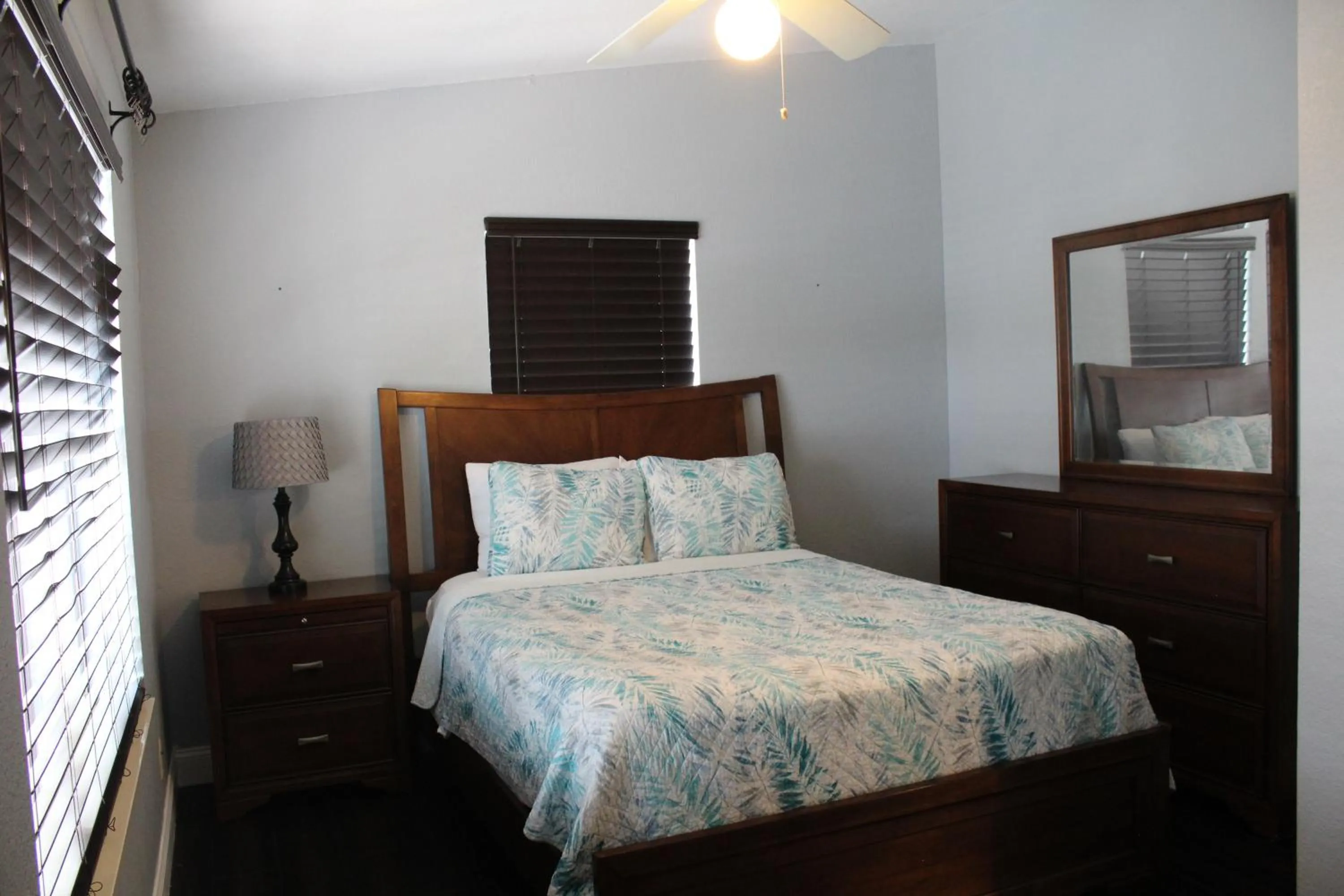 Bed in Tropical Cottages