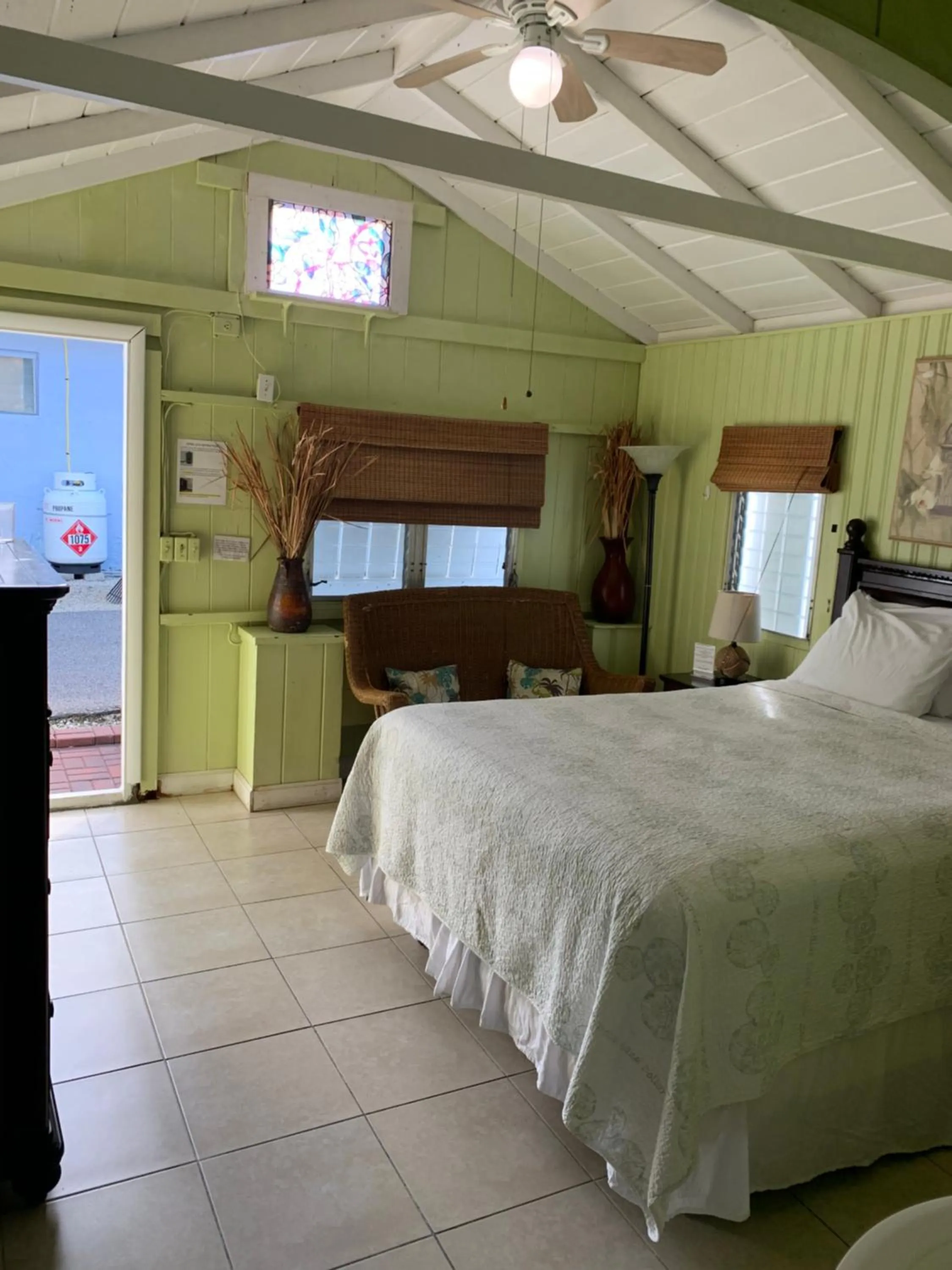 Bed in Tropical Cottages