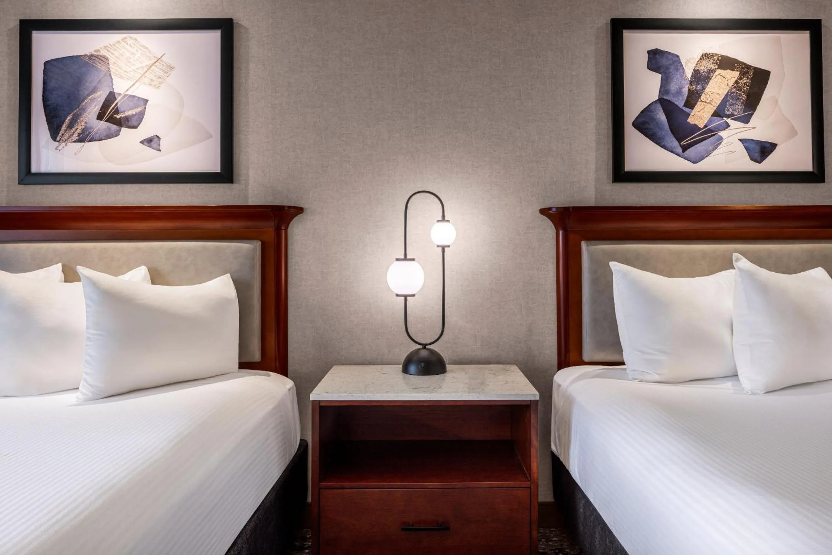 Bed in Harrah's Joliet, A Caesars Destination