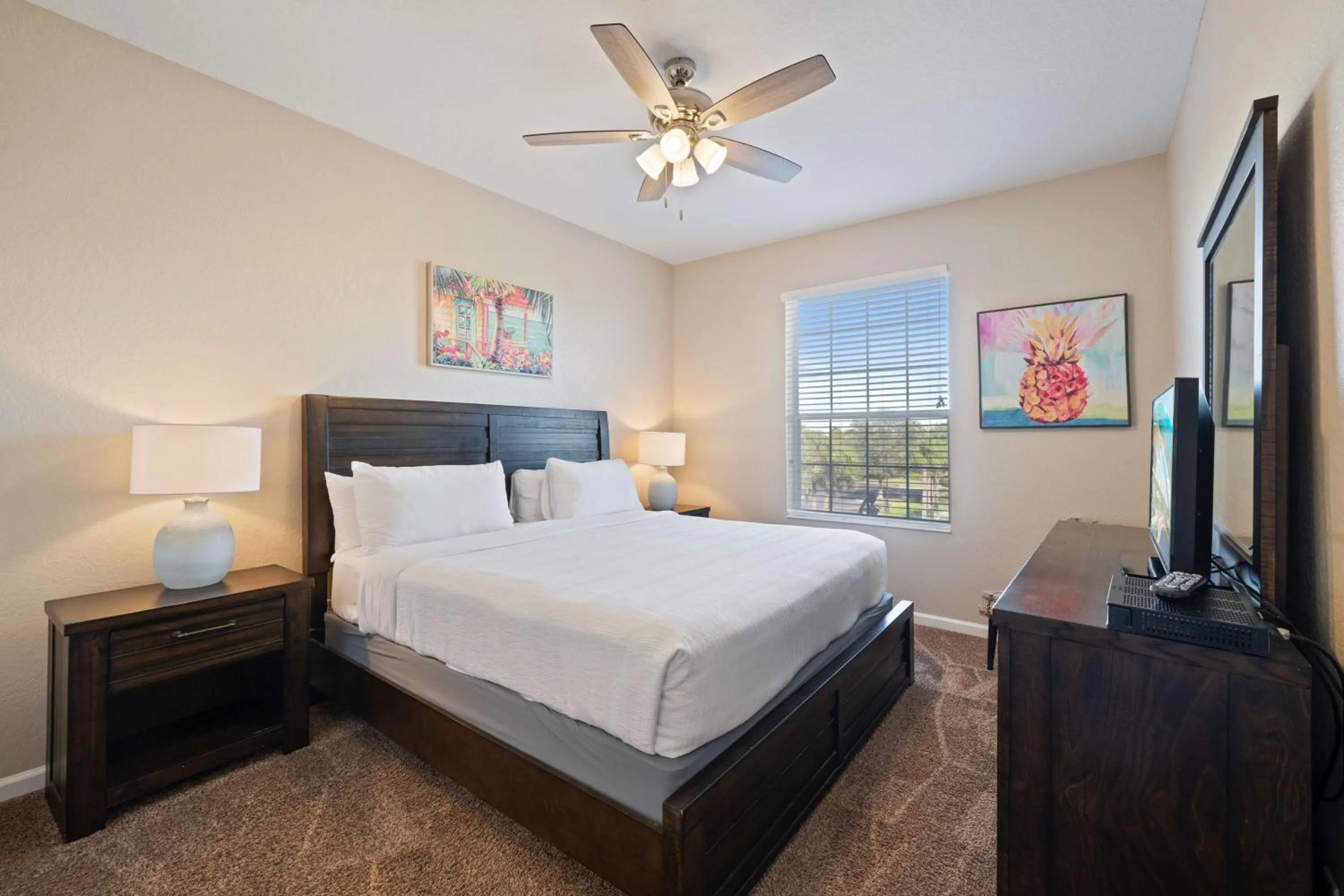 Bedroom, Bed in Orlando Resort Rentals at Universal Boulevard