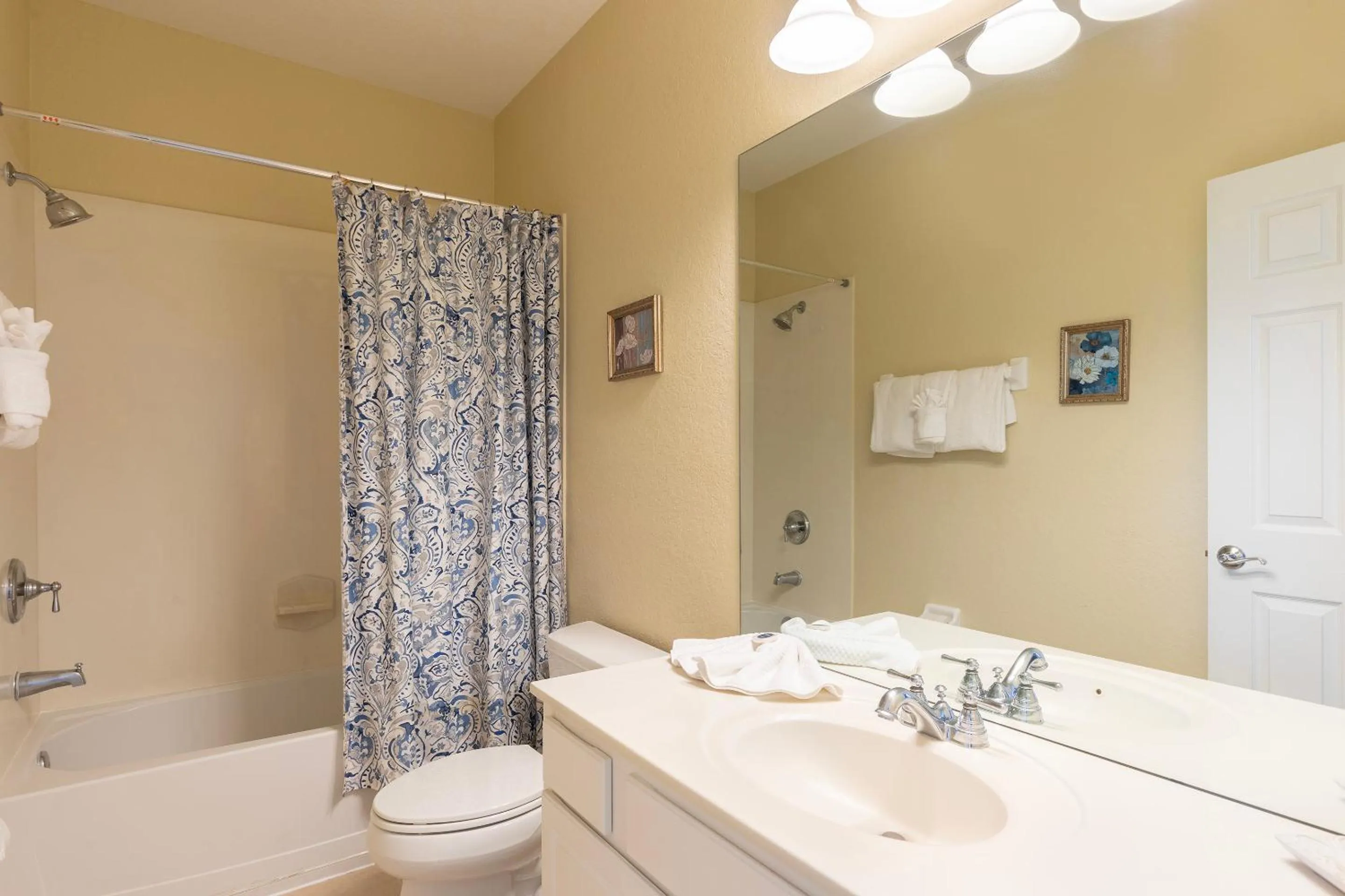Shower in Orlando Resort Rentals at Universal Boulevard