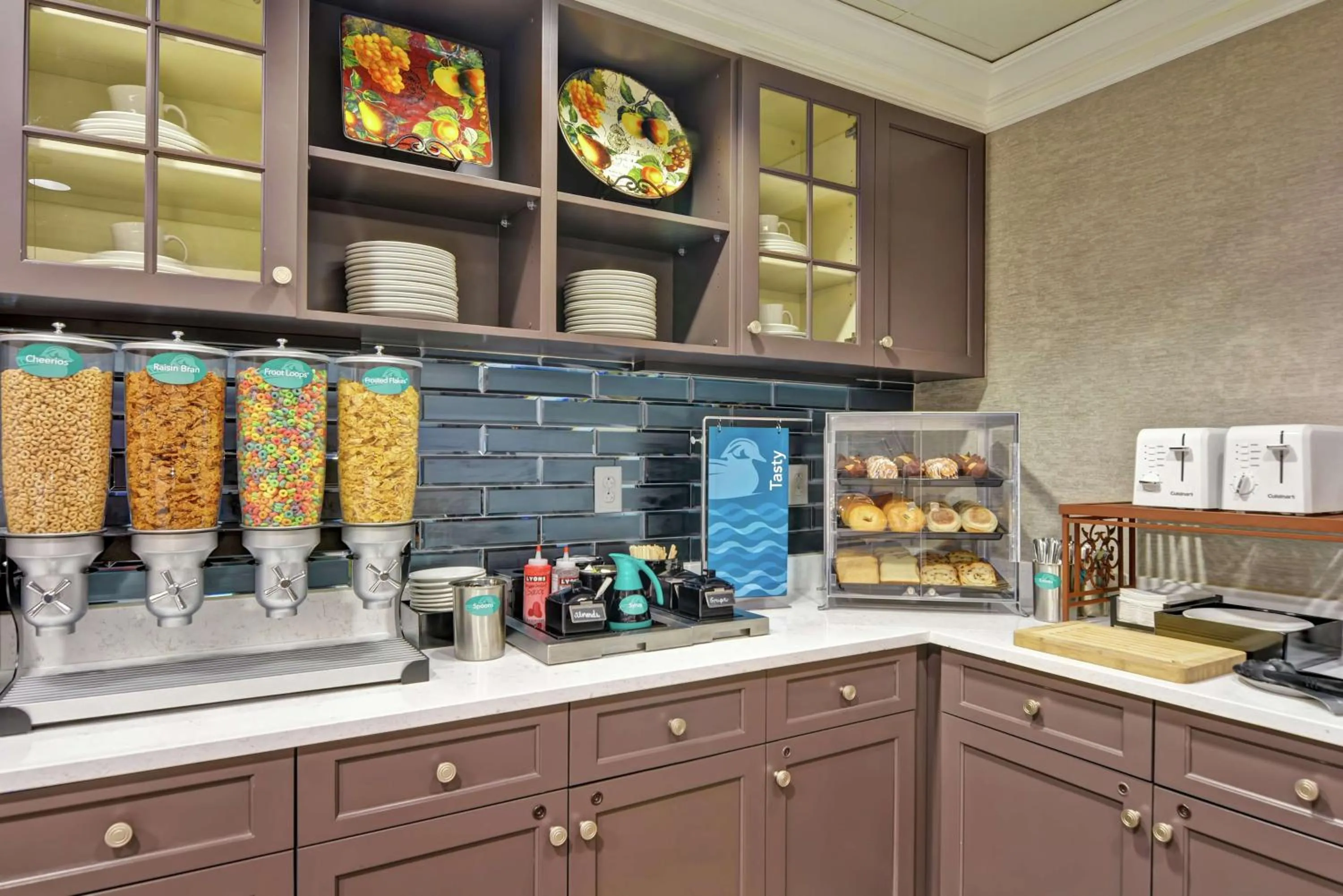 Breakfast in Homewood Suites Fredericksburg