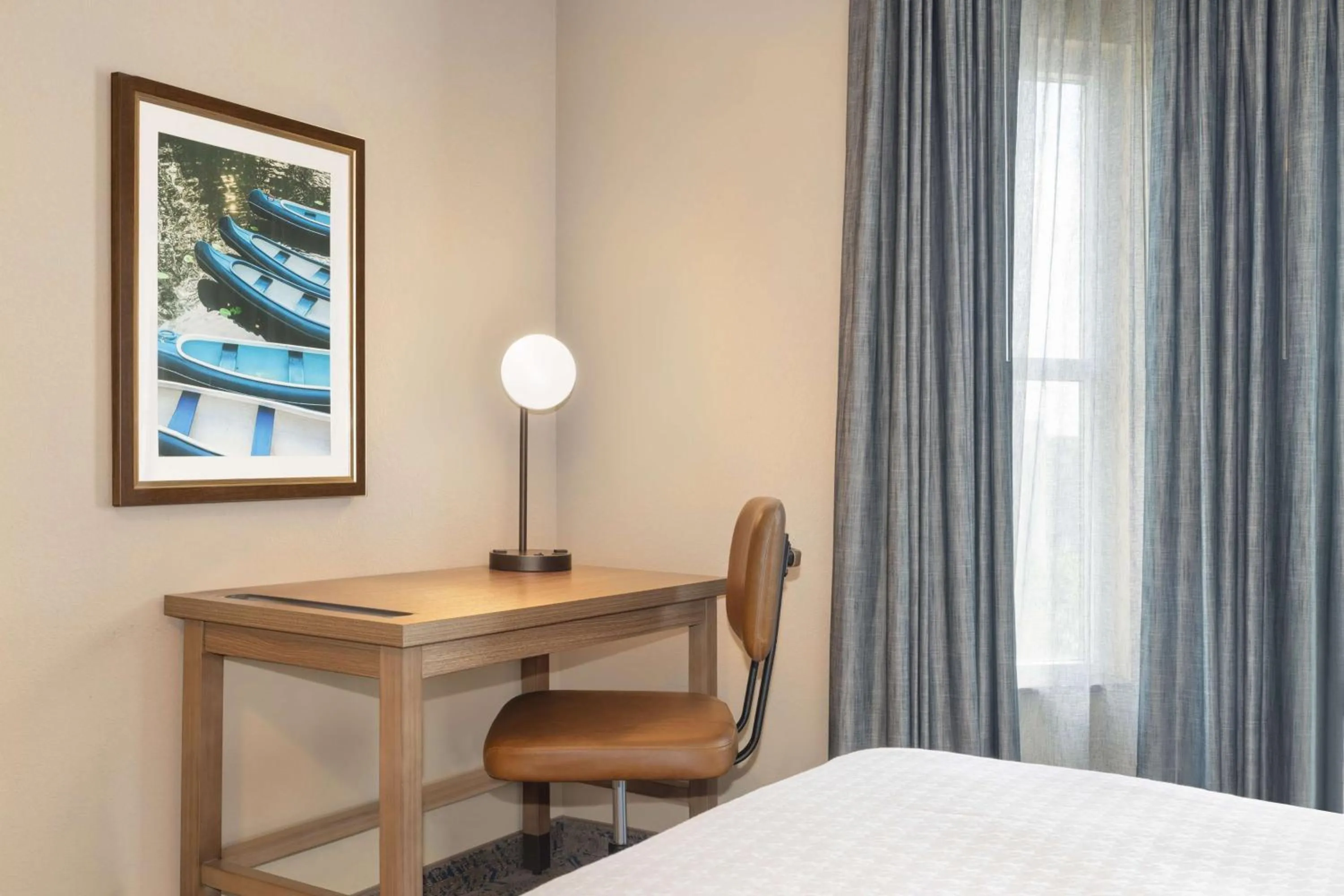 Bedroom, Bed in Homewood Suites Fredericksburg