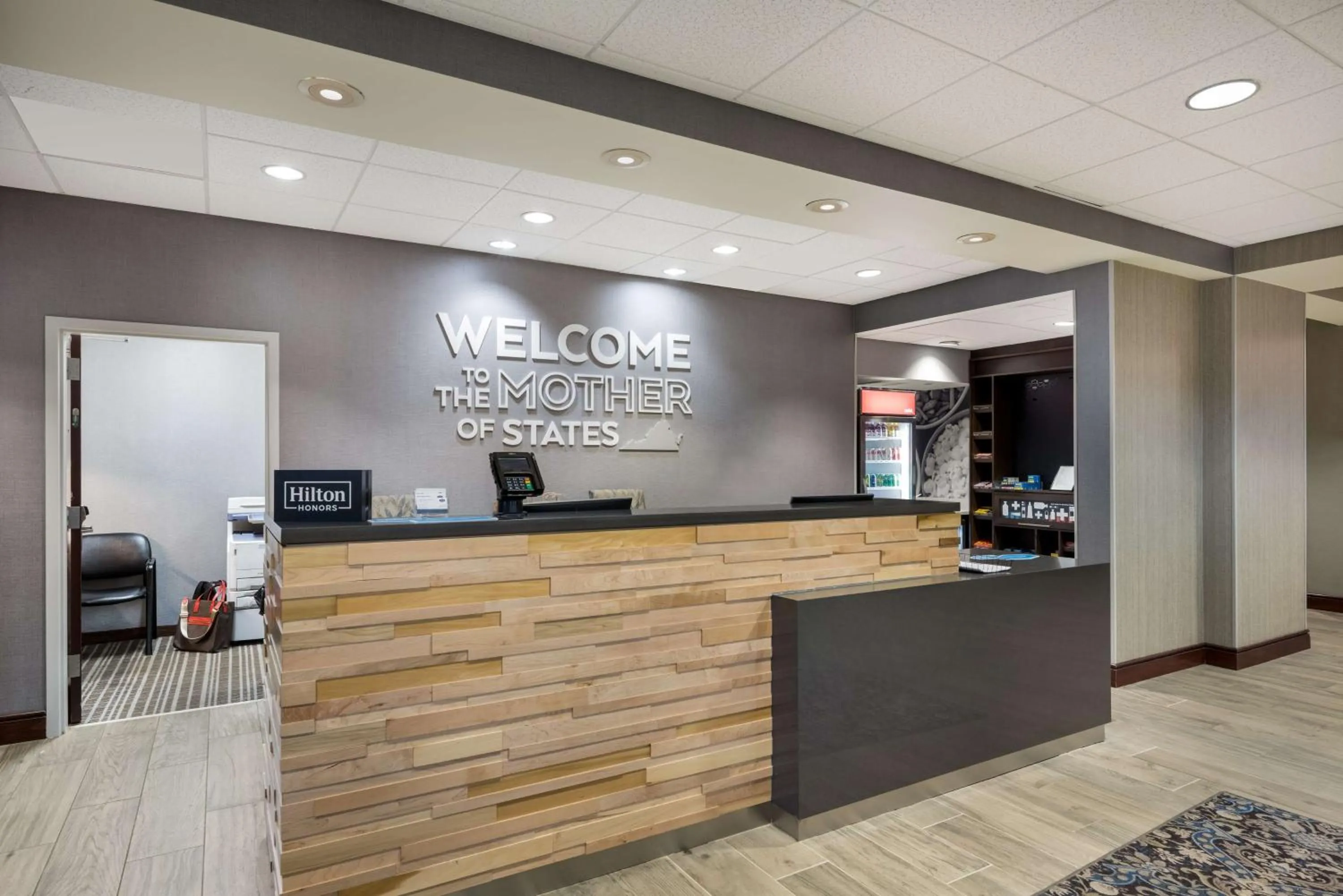 Lobby or reception in Hampton Inn and Suites Fredericksburg