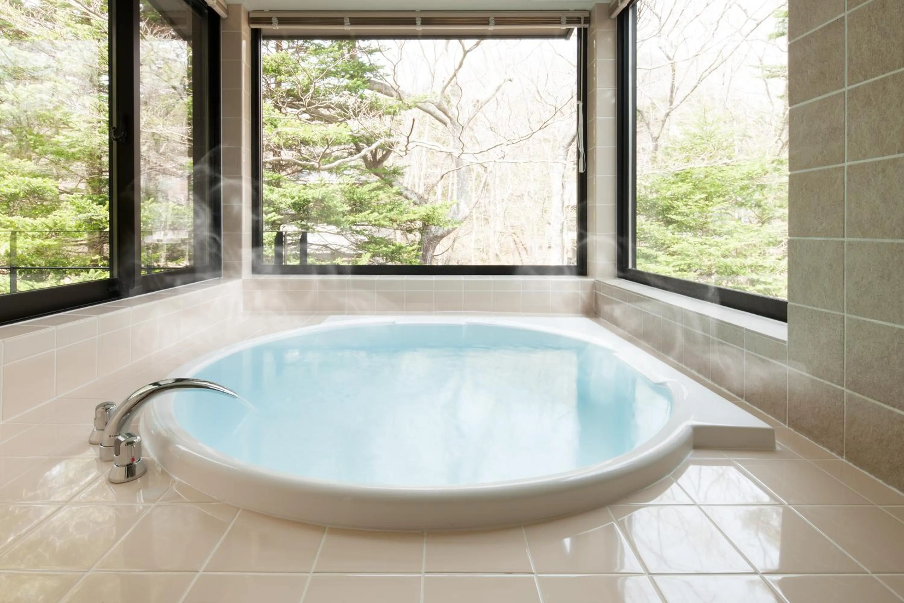 Bathroom in Karuizawa Hotel Longing House