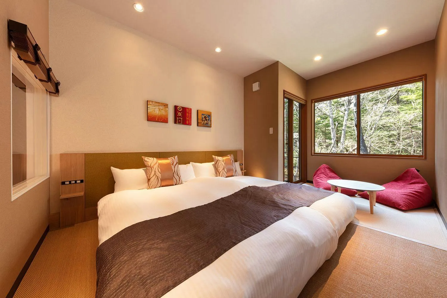 Photo of the whole room, Bed in Karuizawa Hotel Longing House