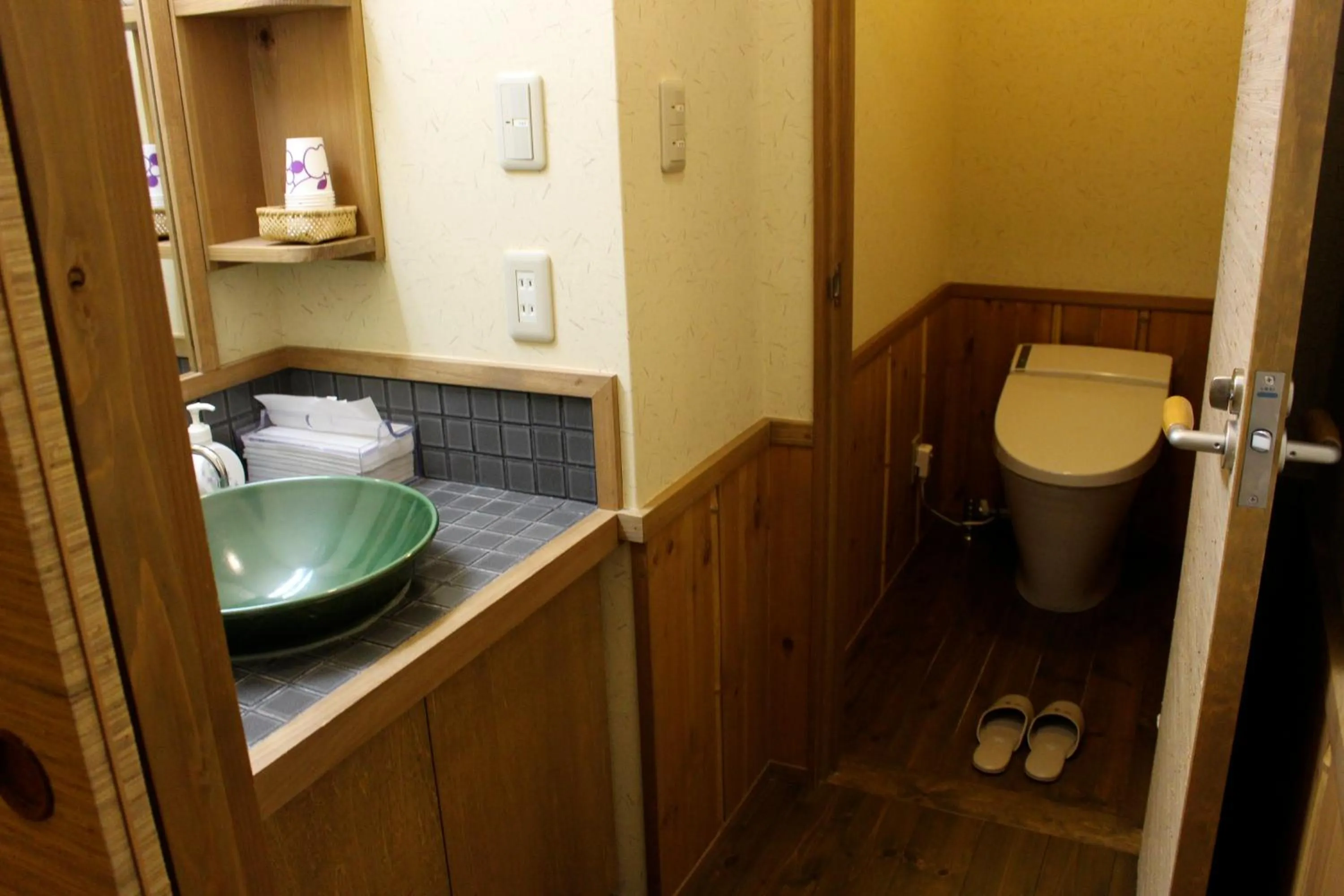 Photo of the whole room in Super Hydrogen Rich Spa Yado Kanzan