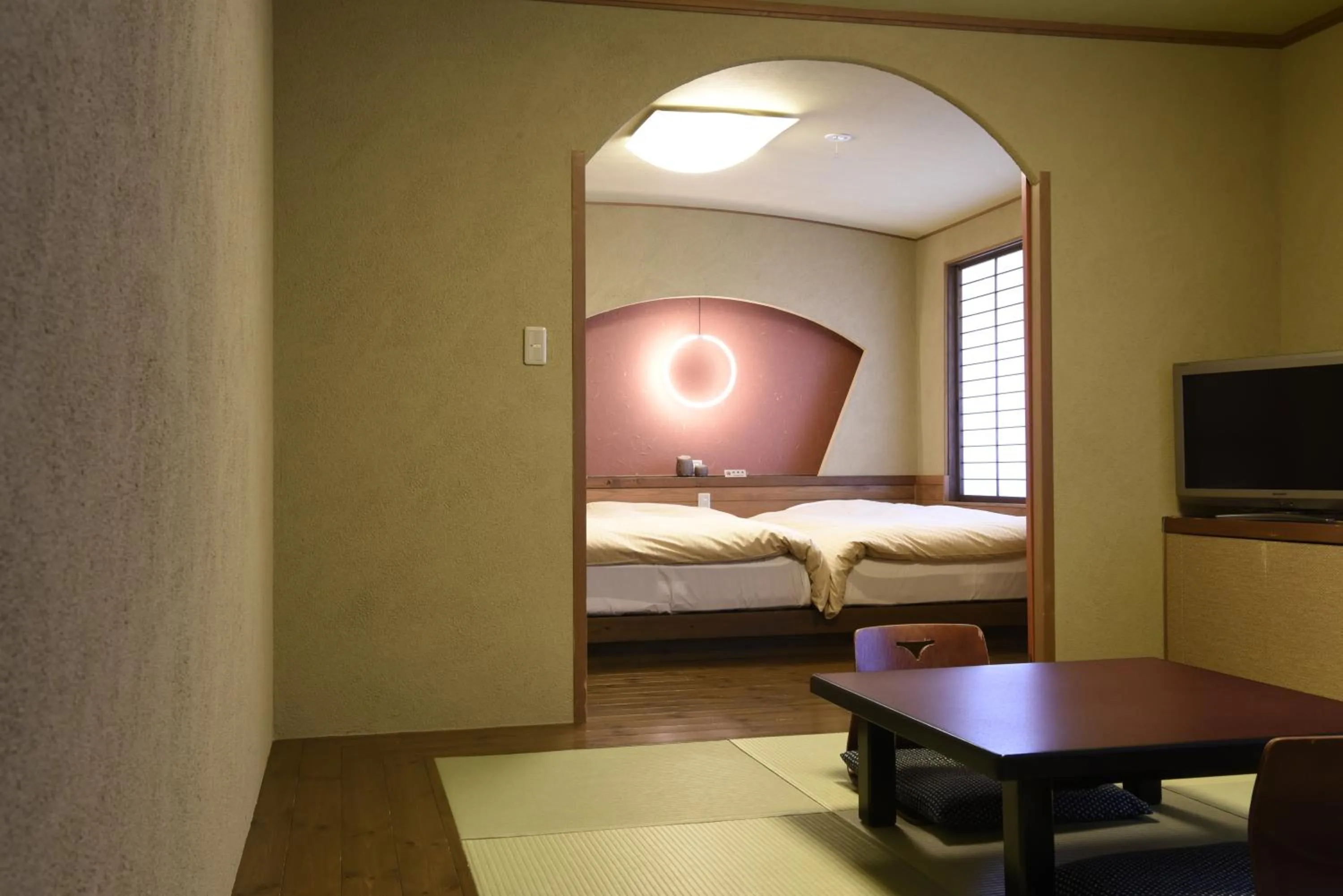 Quiet street view, Bed in Super Hydrogen Rich Spa Yado Kanzan