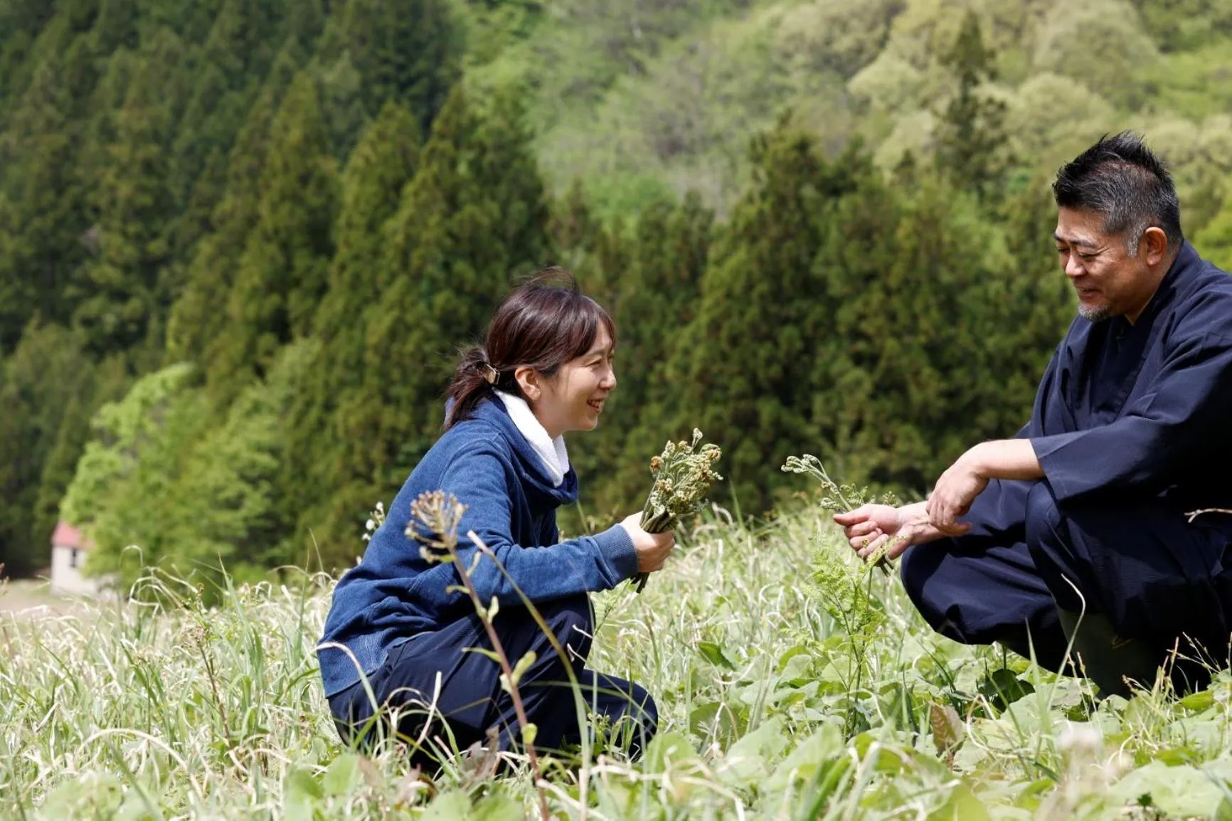 People in Super Hydrogen Rich Spa Yado Kanzan