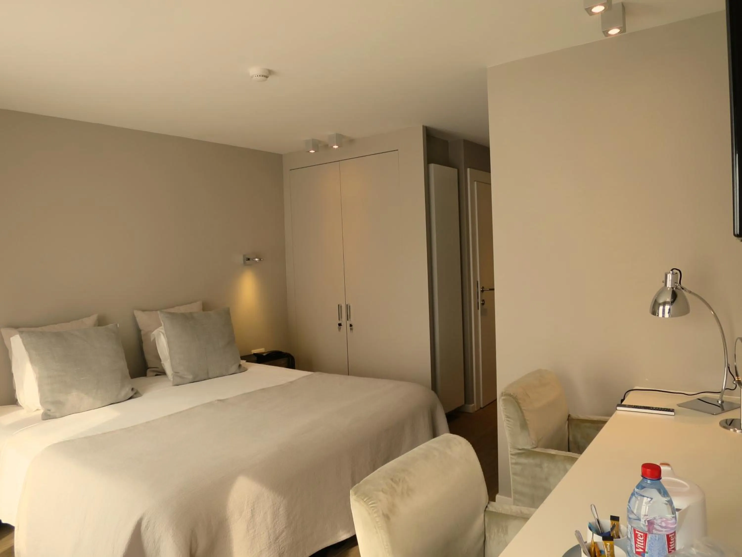 Bedroom, Bed in Hotel Alegria